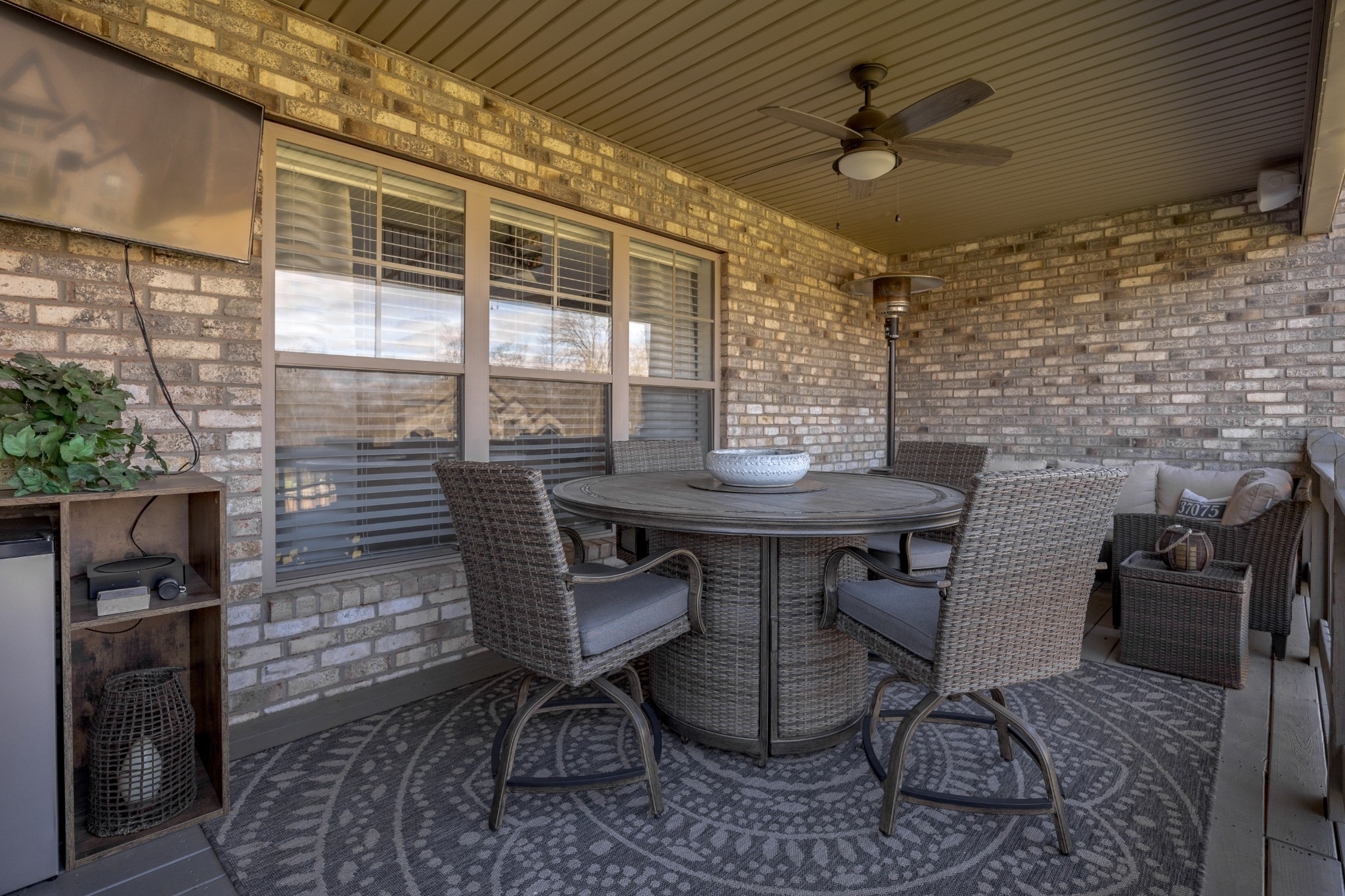 1004 Atherton Ct Property Photo 42