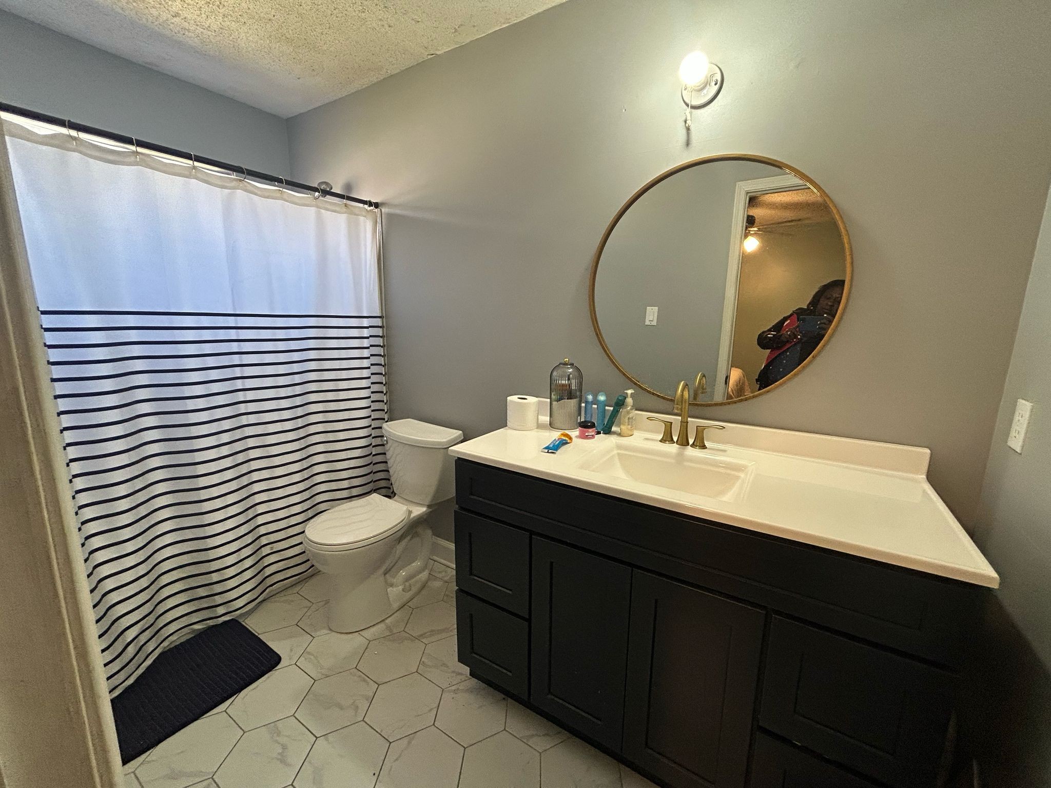 7916 Woodleaf Dr Property Photo 10