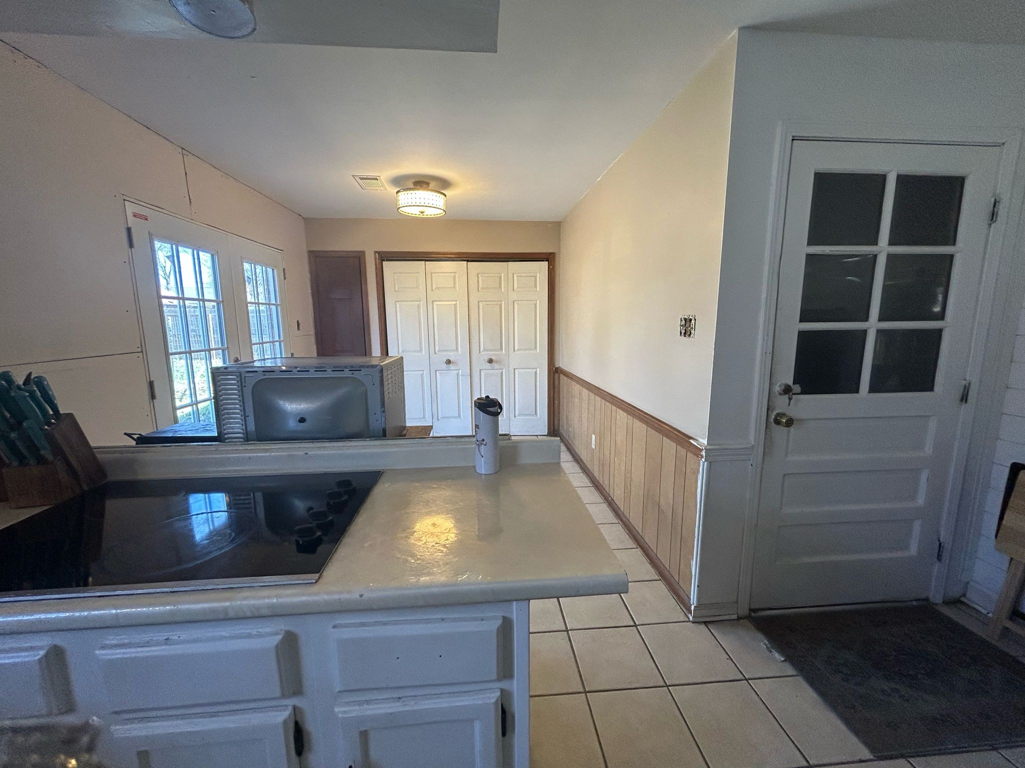 7916 Woodleaf Dr Property Photo 11