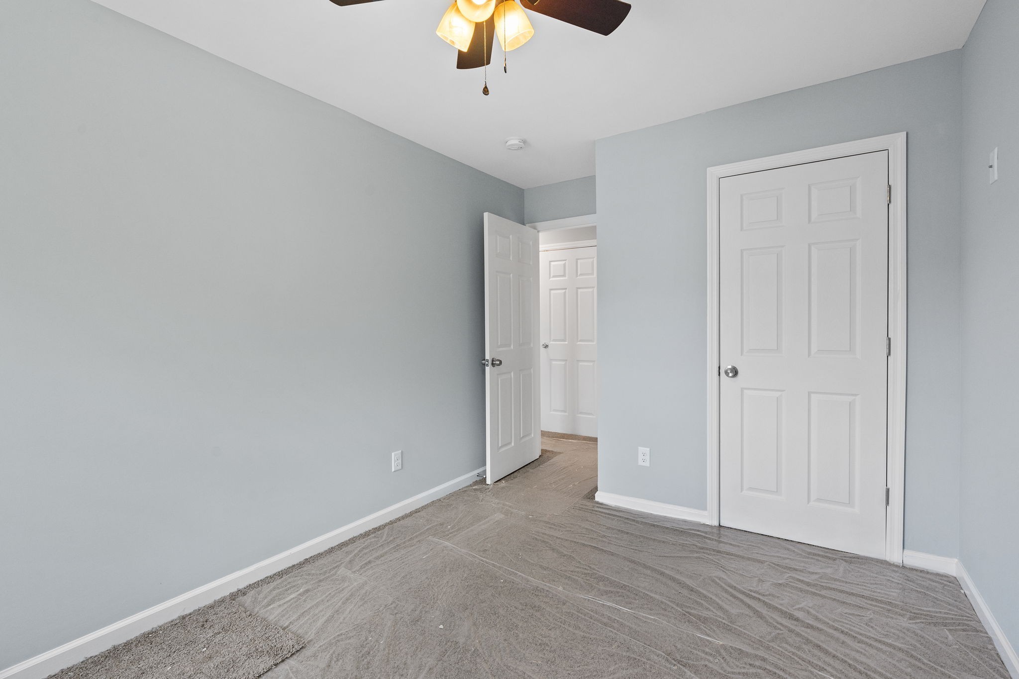 105 Longfellow Ln Property Photo 16