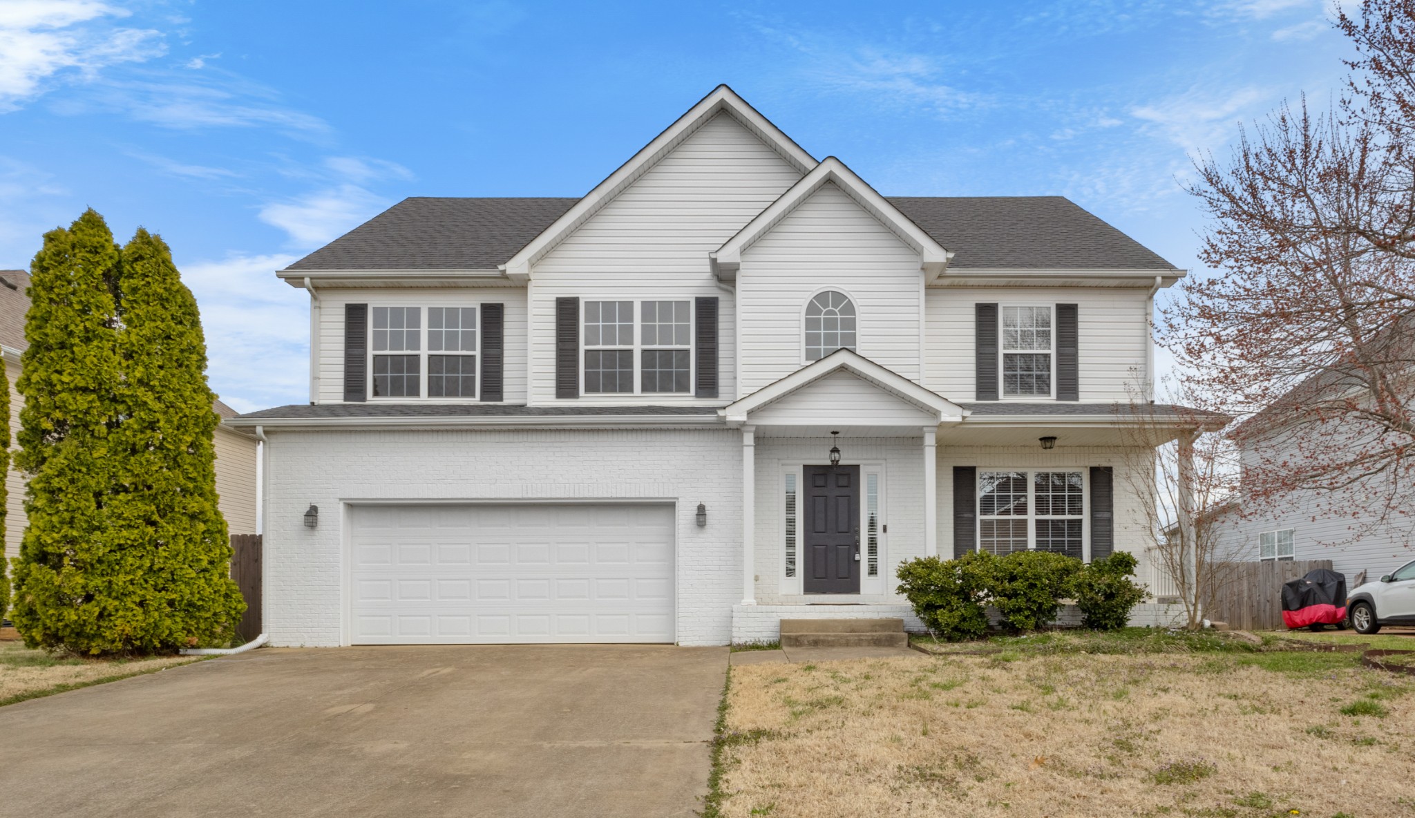 1197 Castlewood Dr Property Photo 1