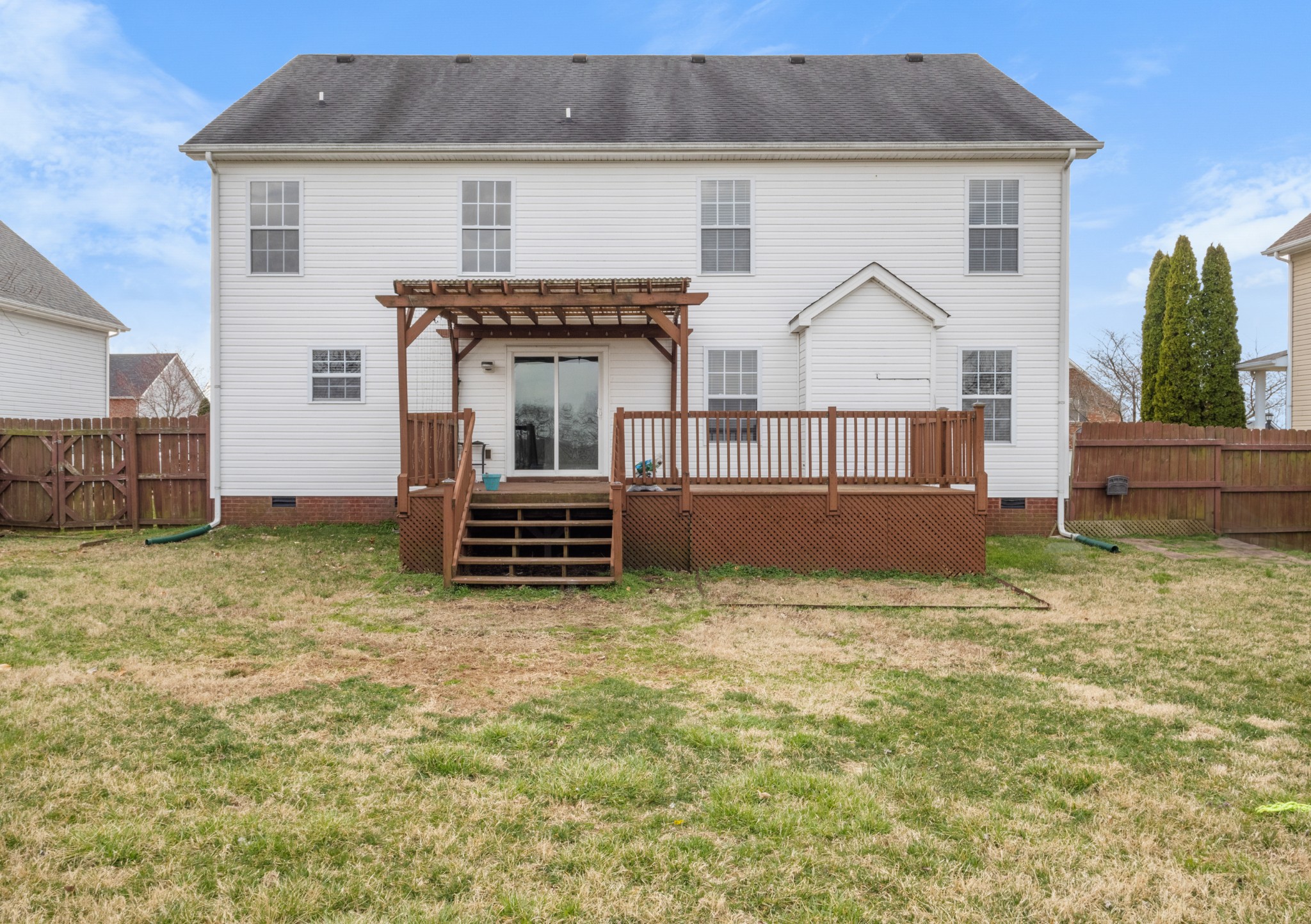 1197 Castlewood Dr Property Photo 29