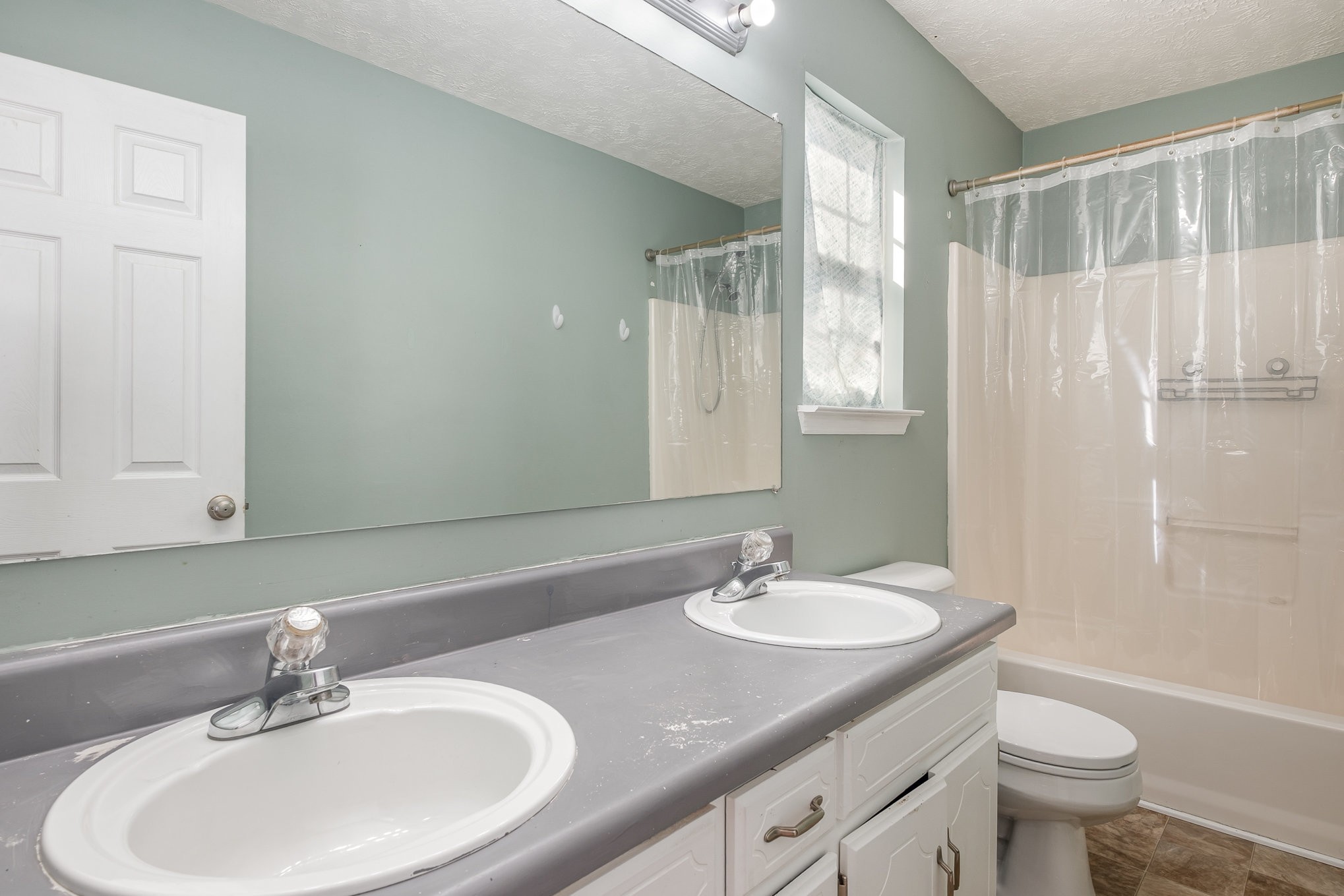 402 Dellwood Dr Property Photo 18
