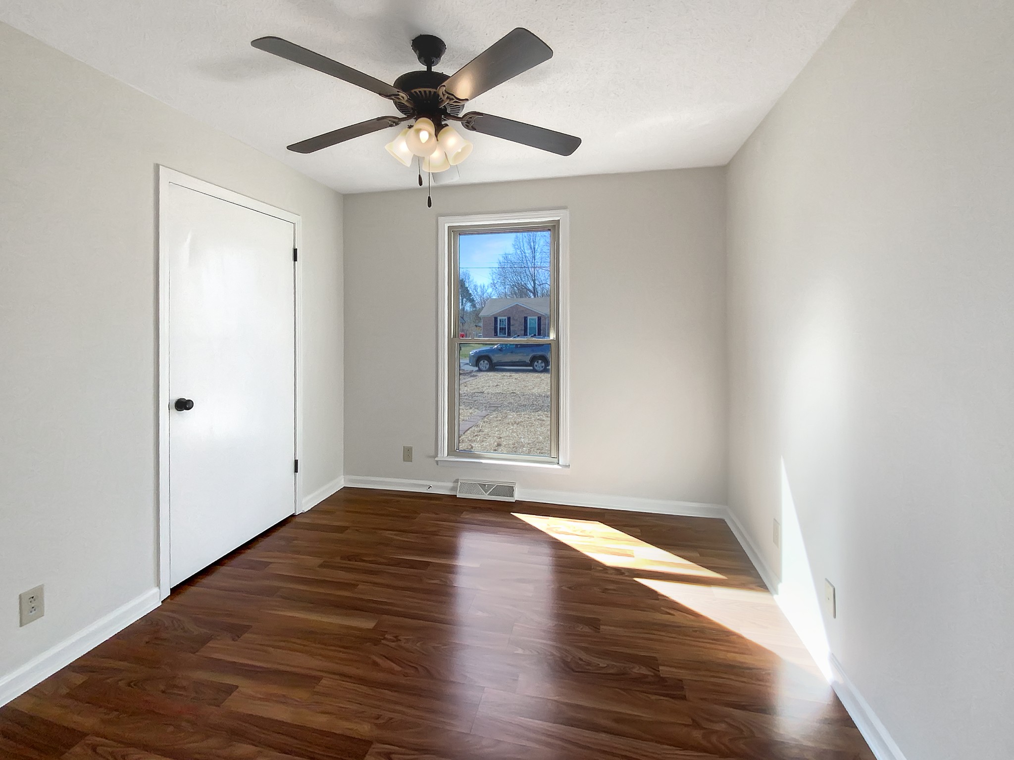 703 R S Bradley Blvd Property Photo 10