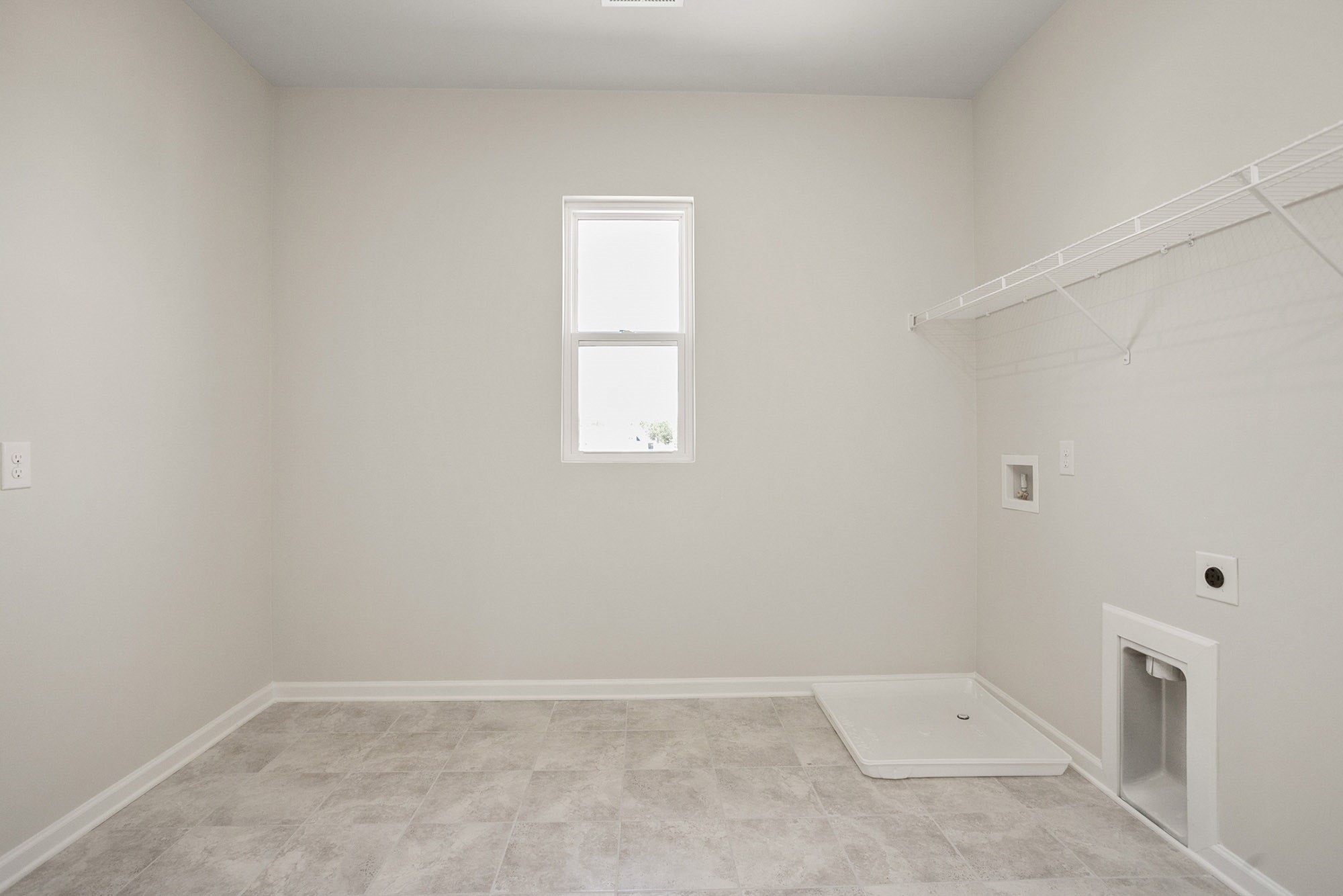 251 Glade Drive Property Photo 15