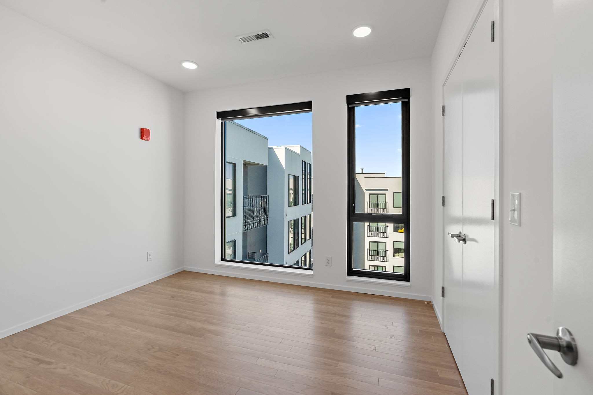 806 Olympic Street Property Photo 15