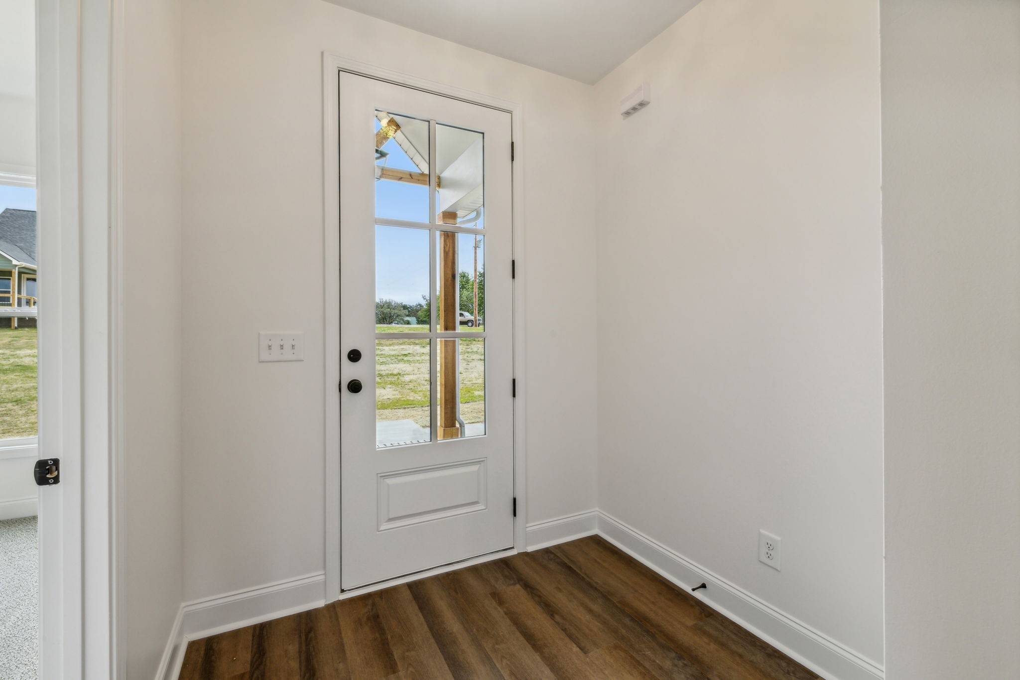 25772 Highway 49, E Property Photo 6