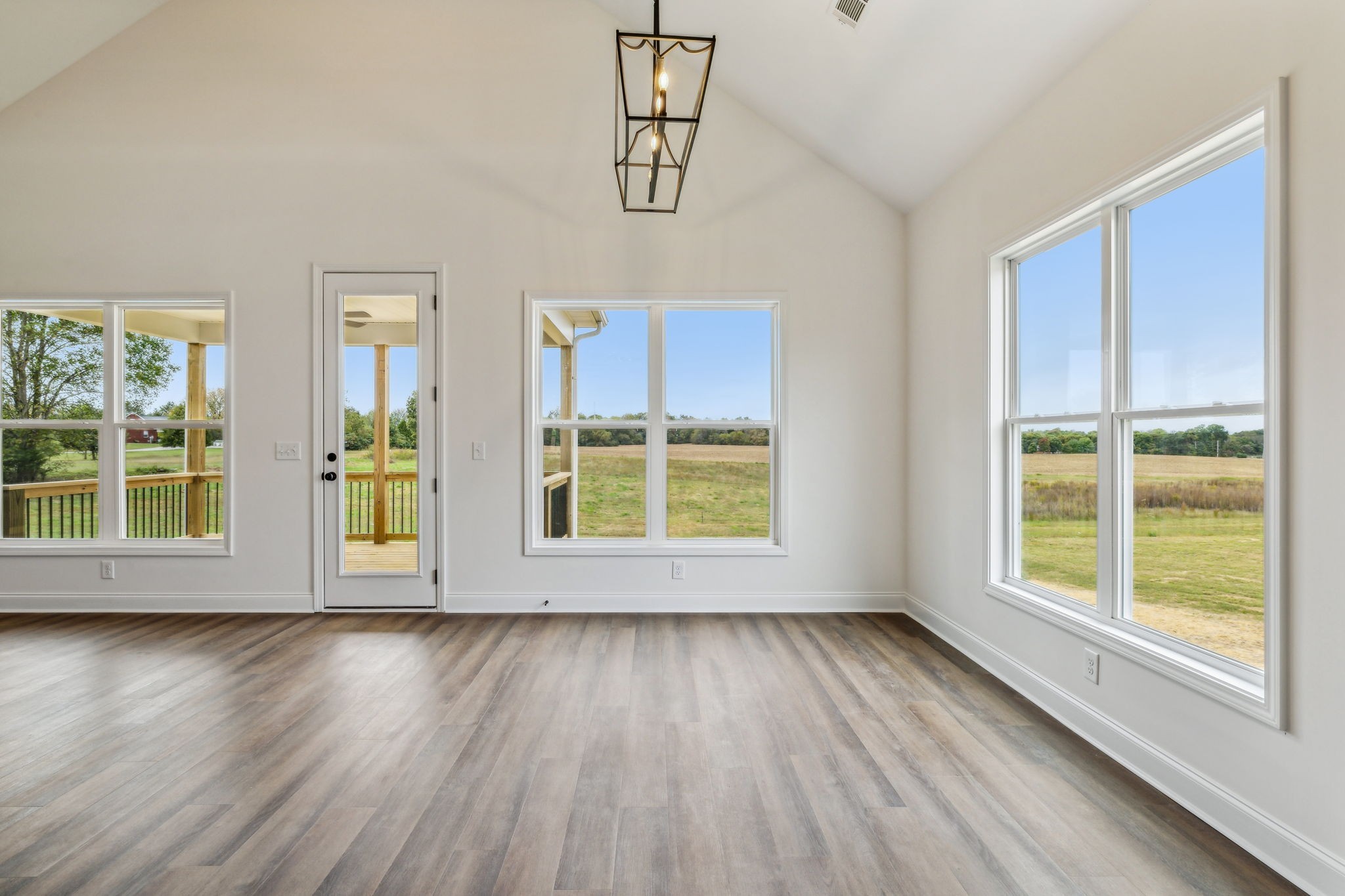 25772 Highway 49, E Property Photo 15
