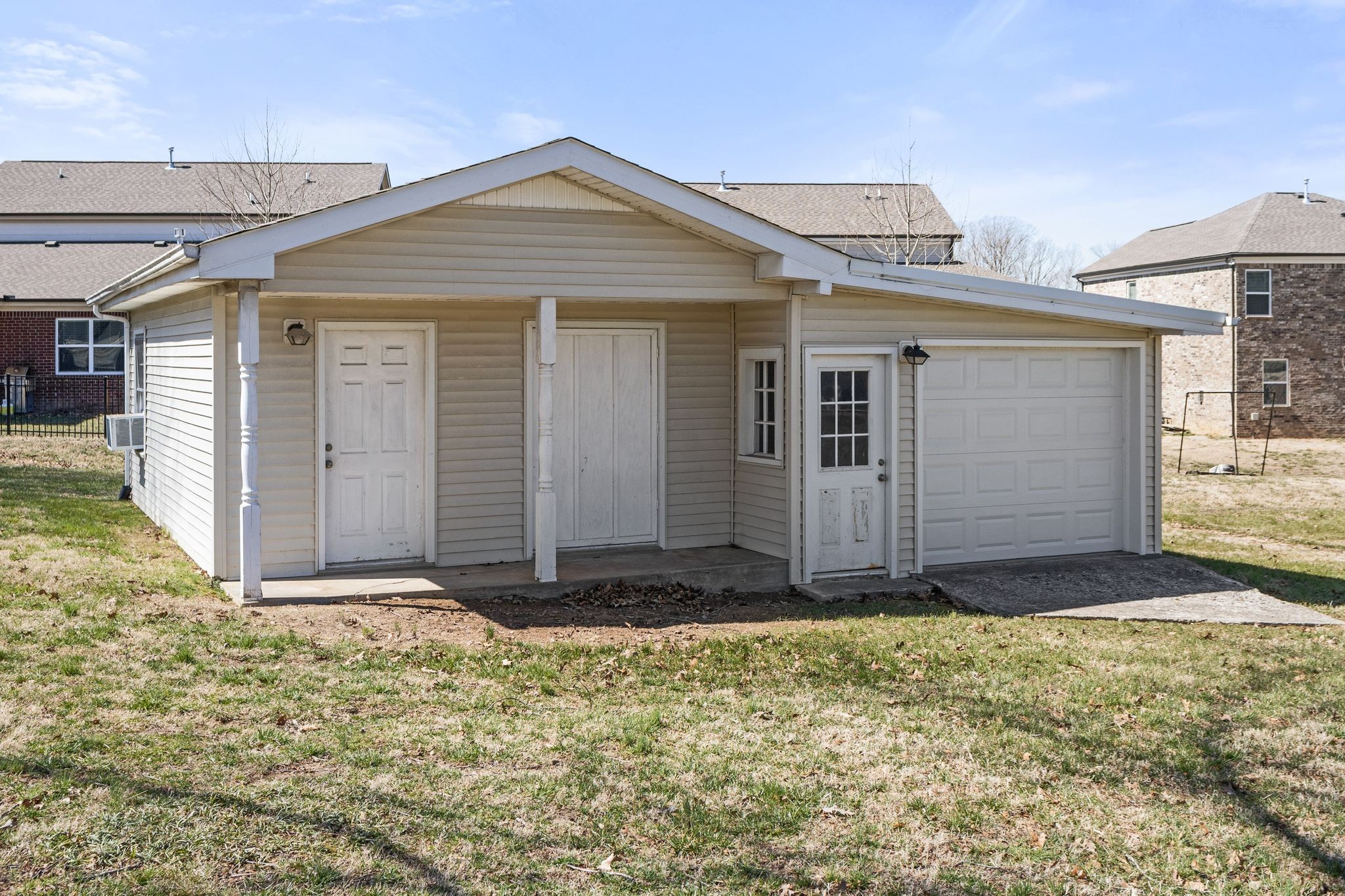 7815 Old Nashville Rd Property Photo 32