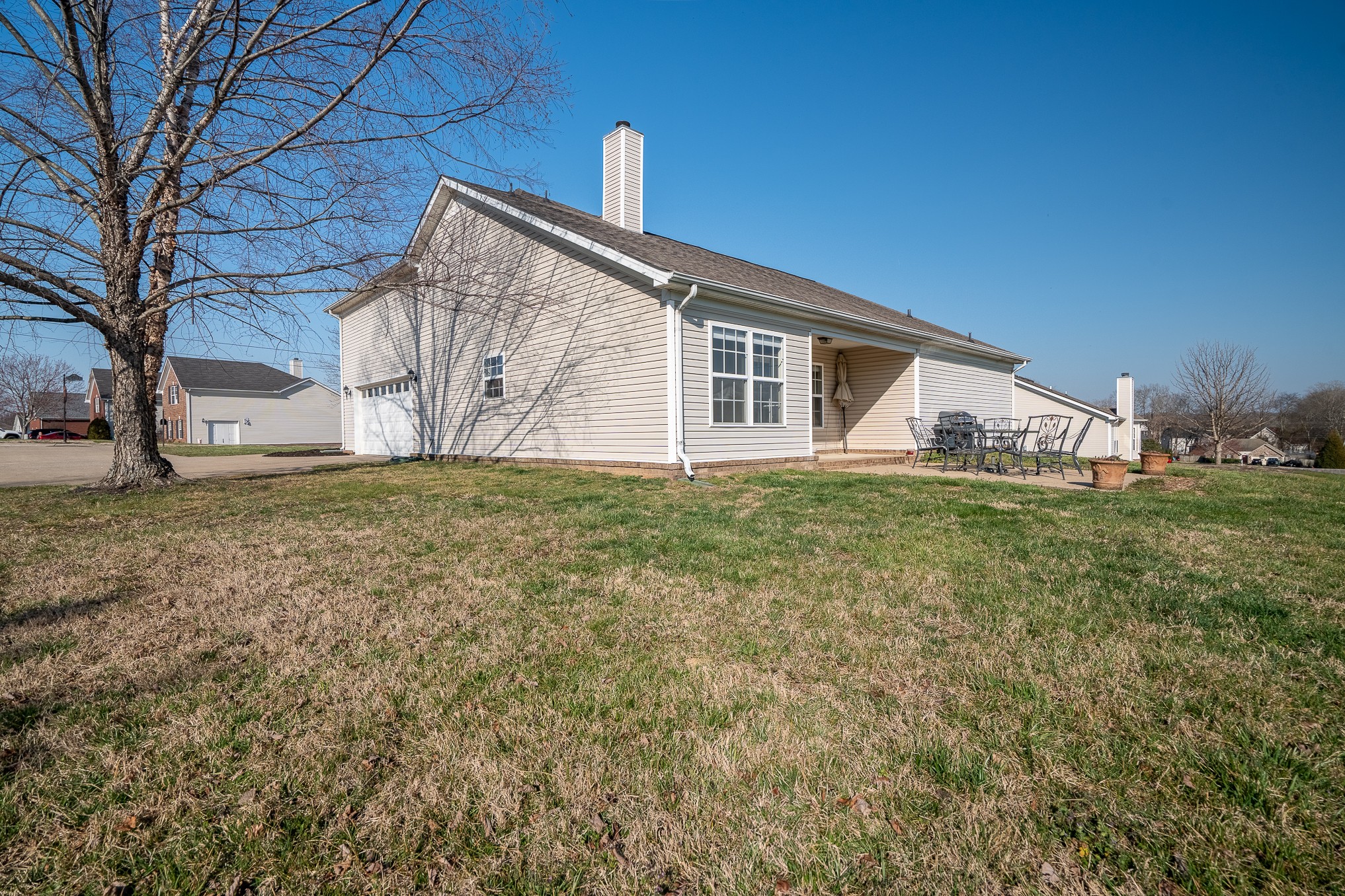3000 Ping Ct Property Photo 4