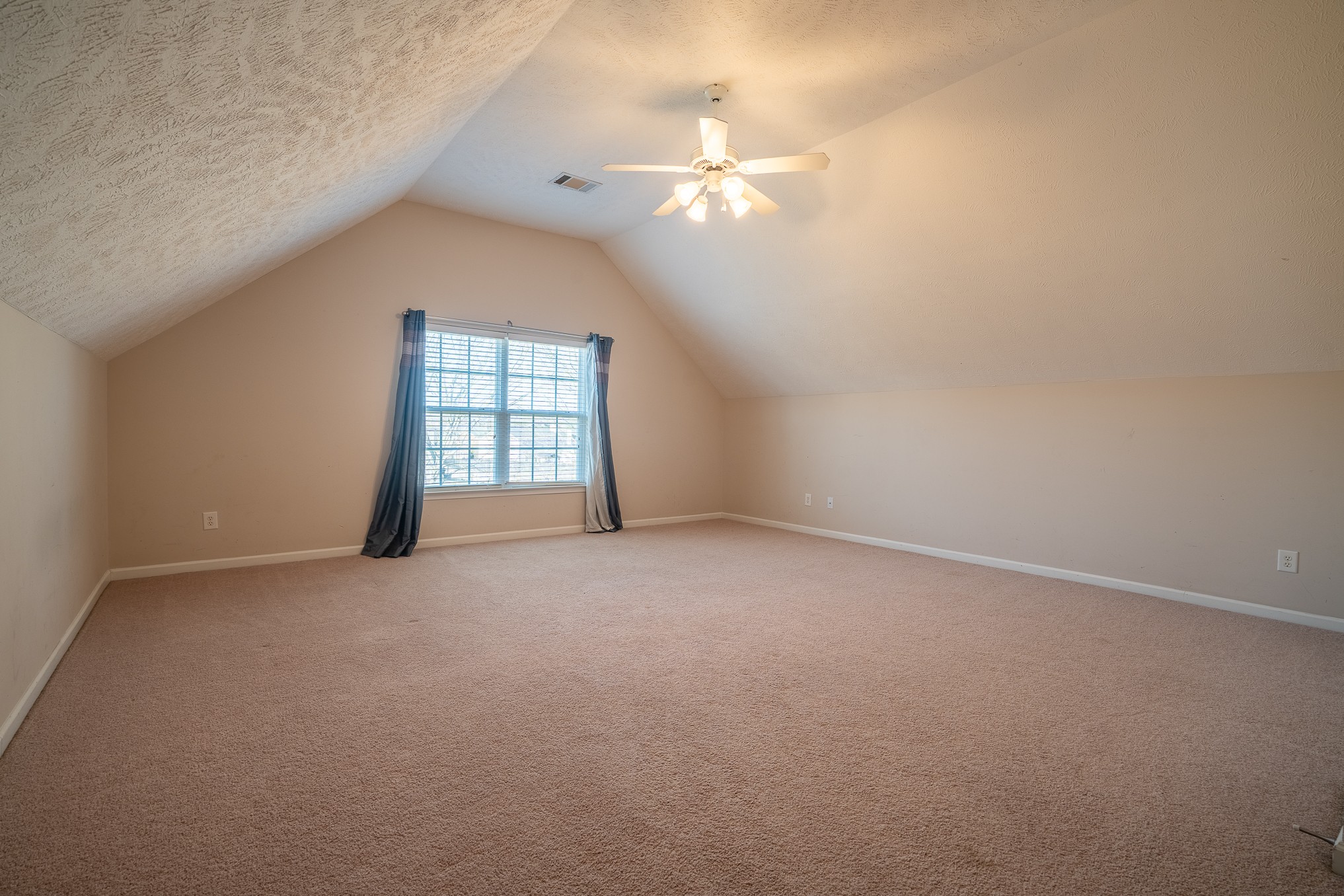 3000 Ping Ct Property Photo 26