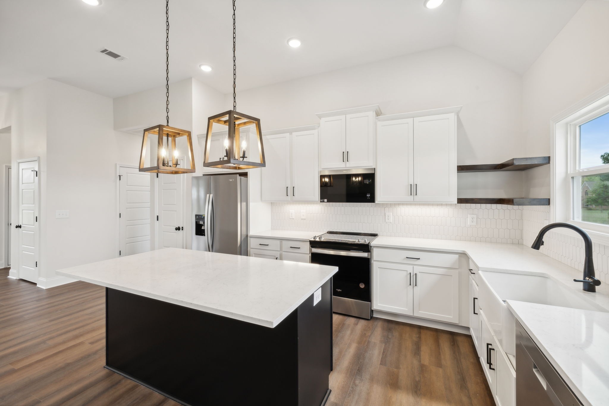 25784 Highway 49, E Property Photo 25