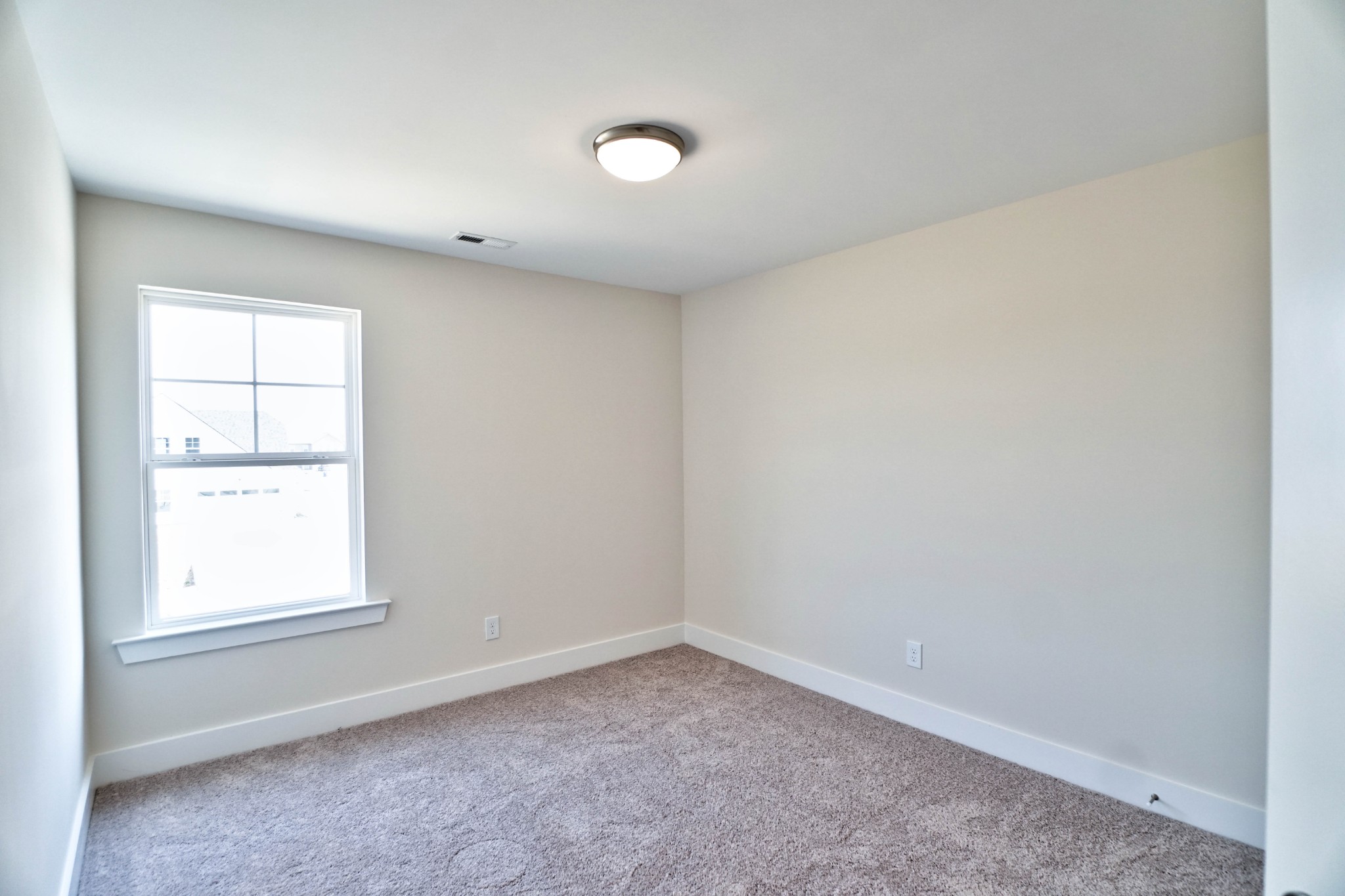 639 Vrabel Rd Property Photo 14