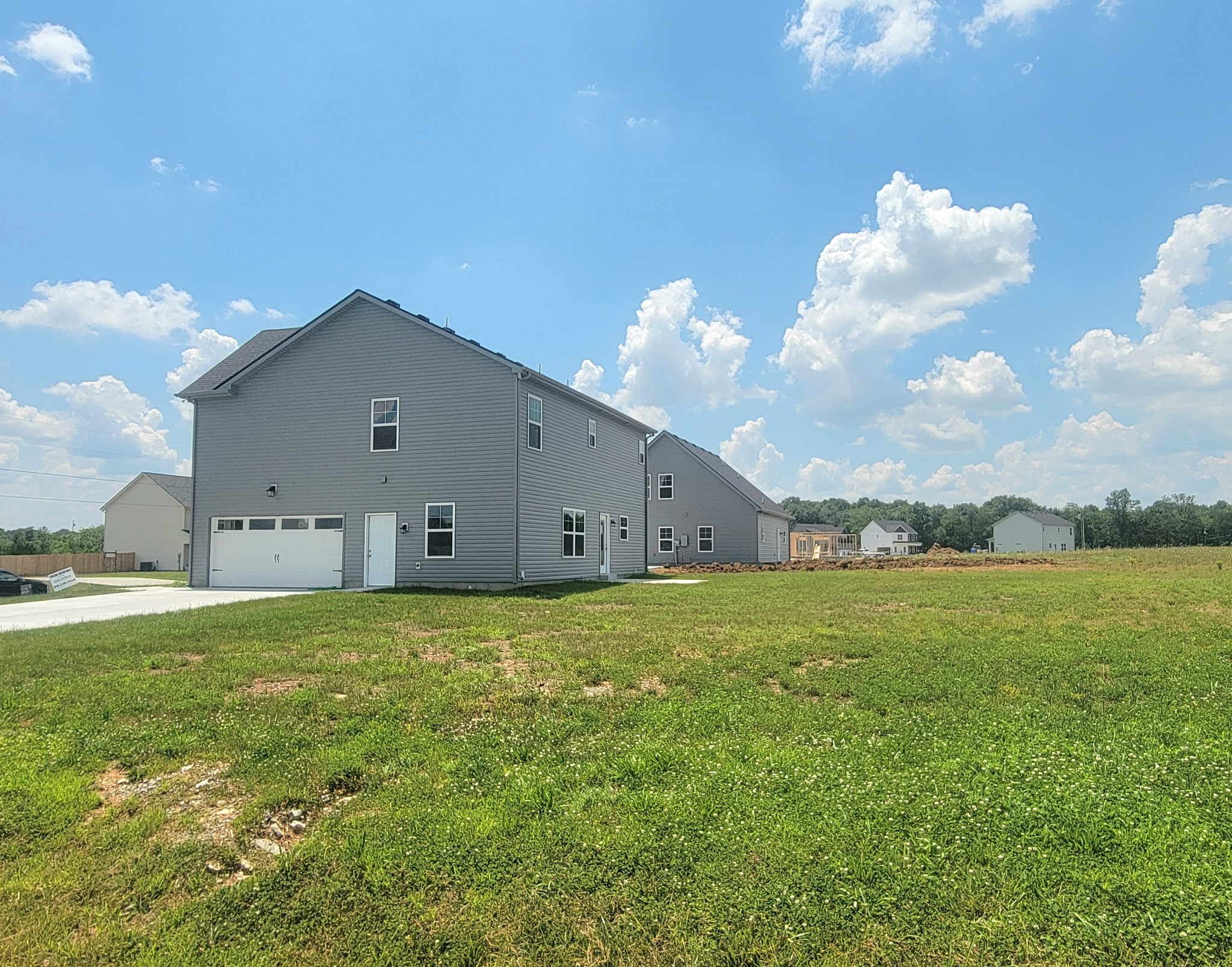 639 Vrabel Rd Property Photo 18