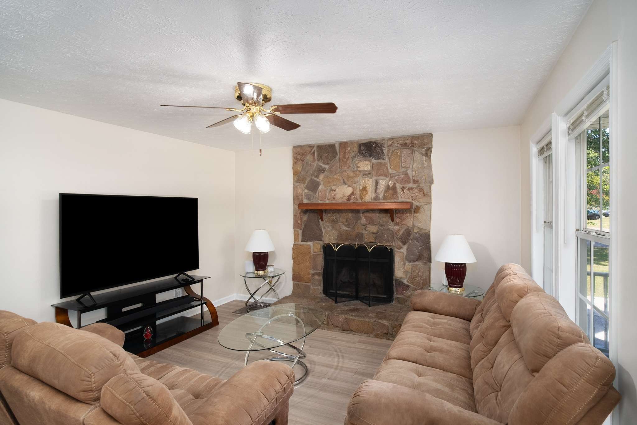207 Centennial Dr Property Photo 9