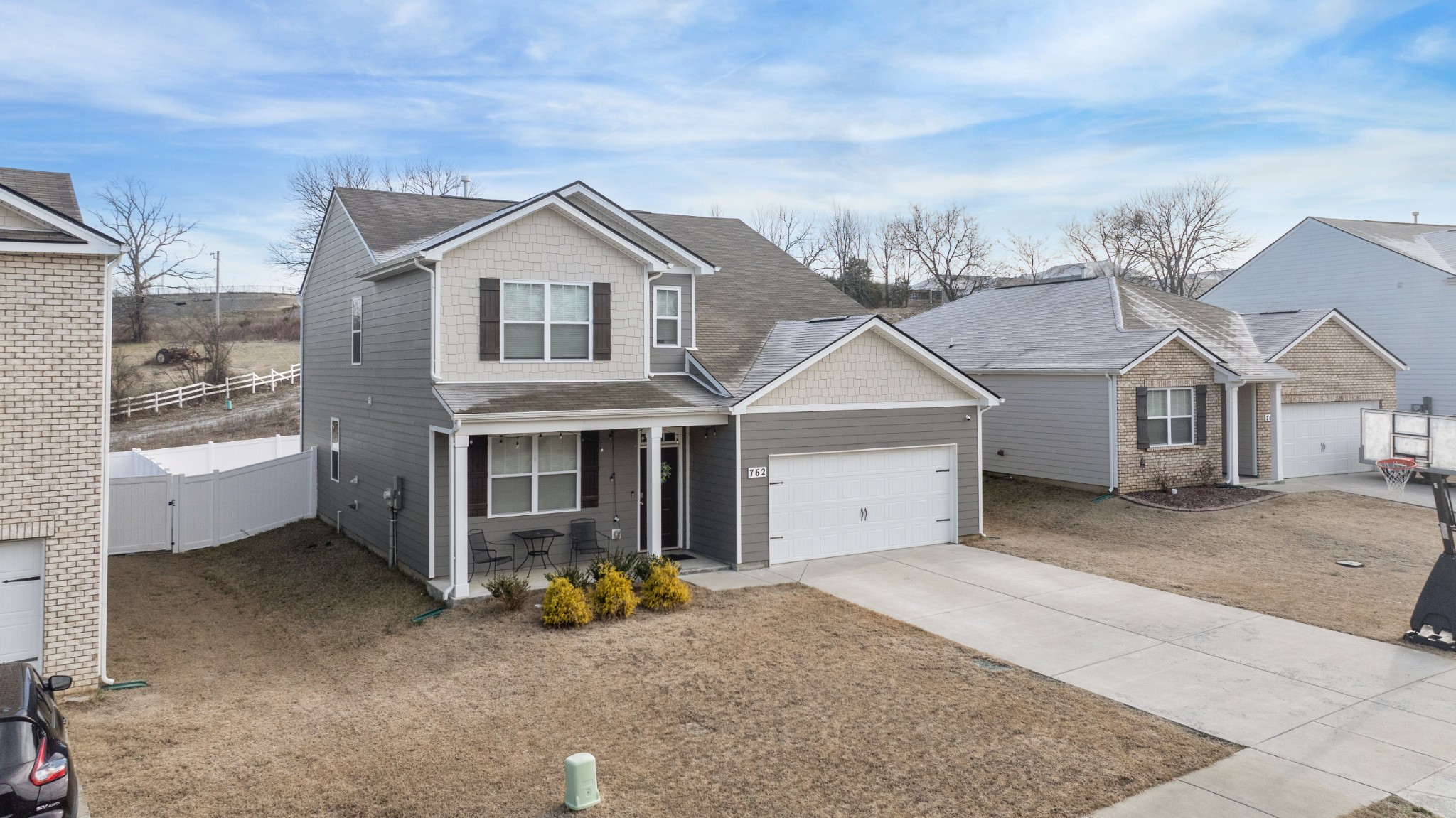 762 Pintail Pt Property Photo 3