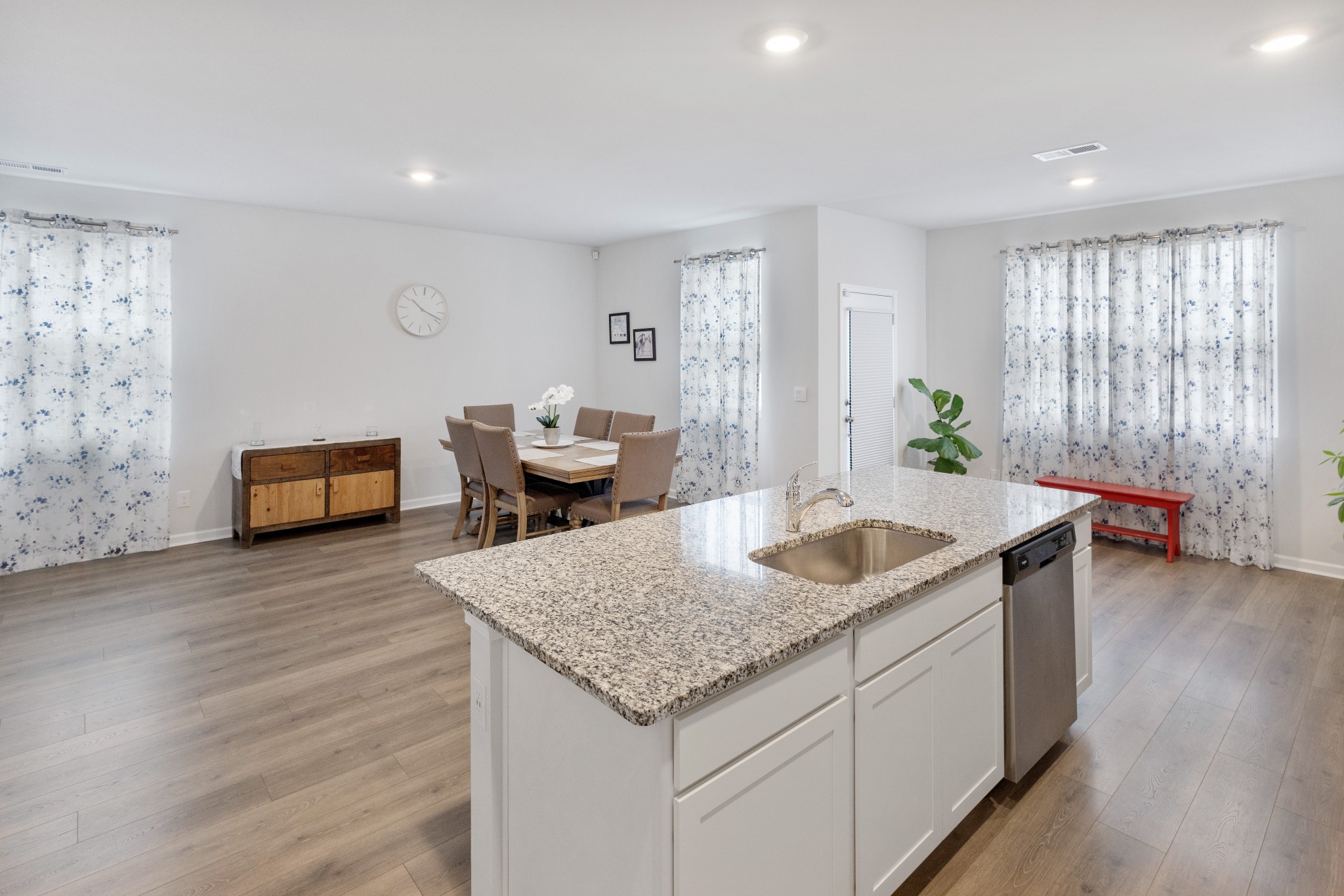 762 Pintail Pt Property Photo 18