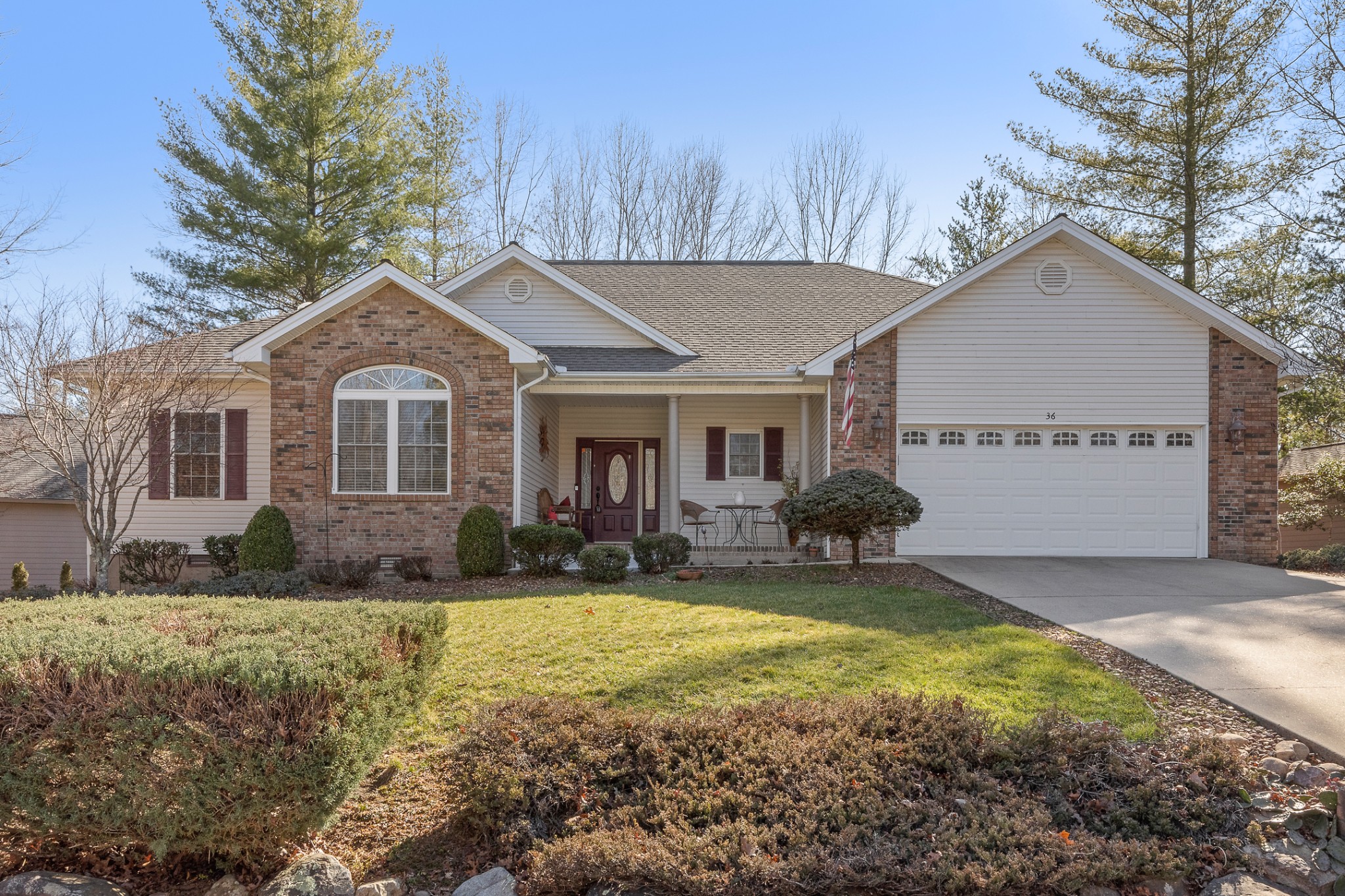 36 Holly Ln Property Photo