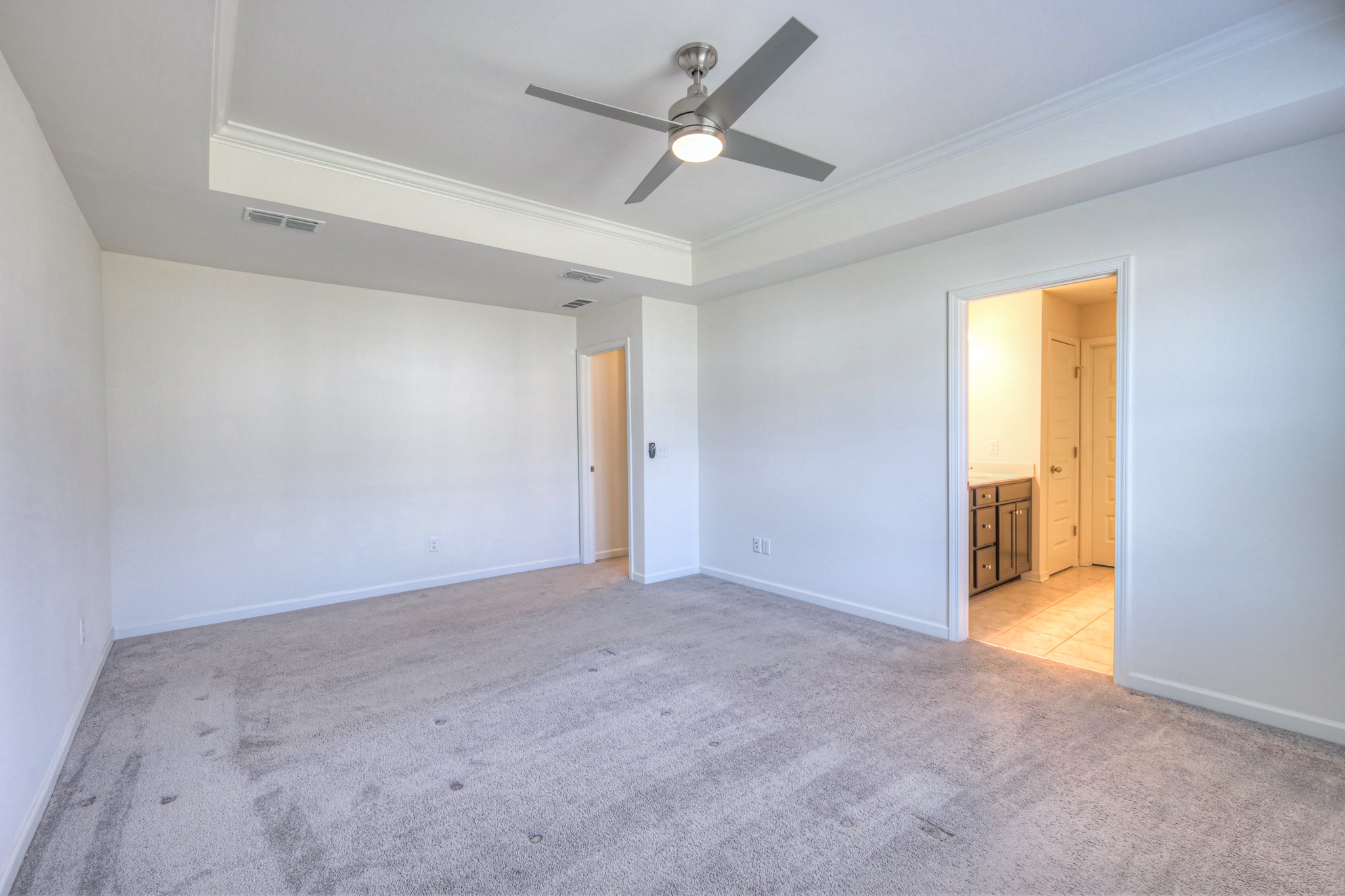 918 Cavan Ln Property Photo 24