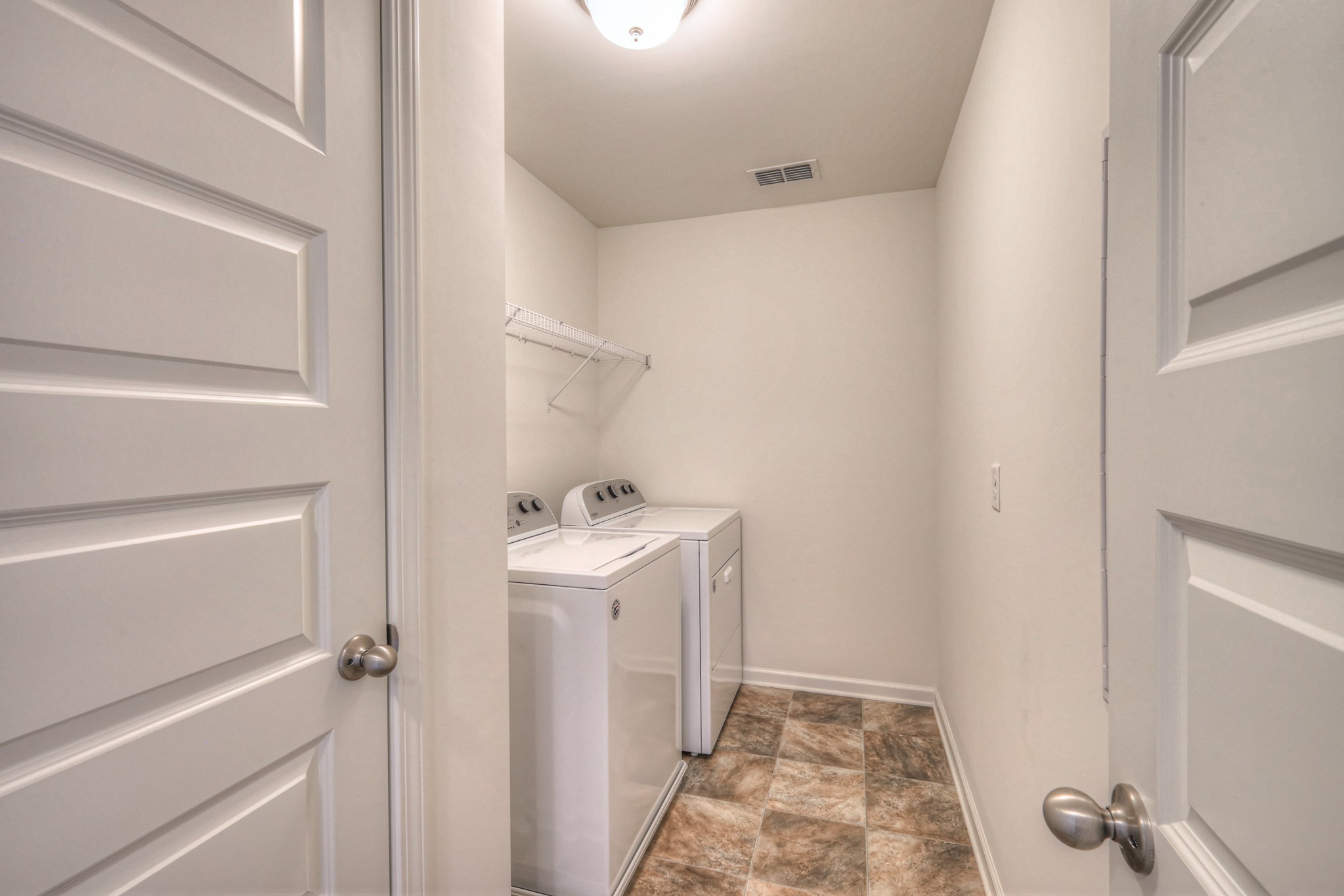 918 Cavan Ln Property Photo 26