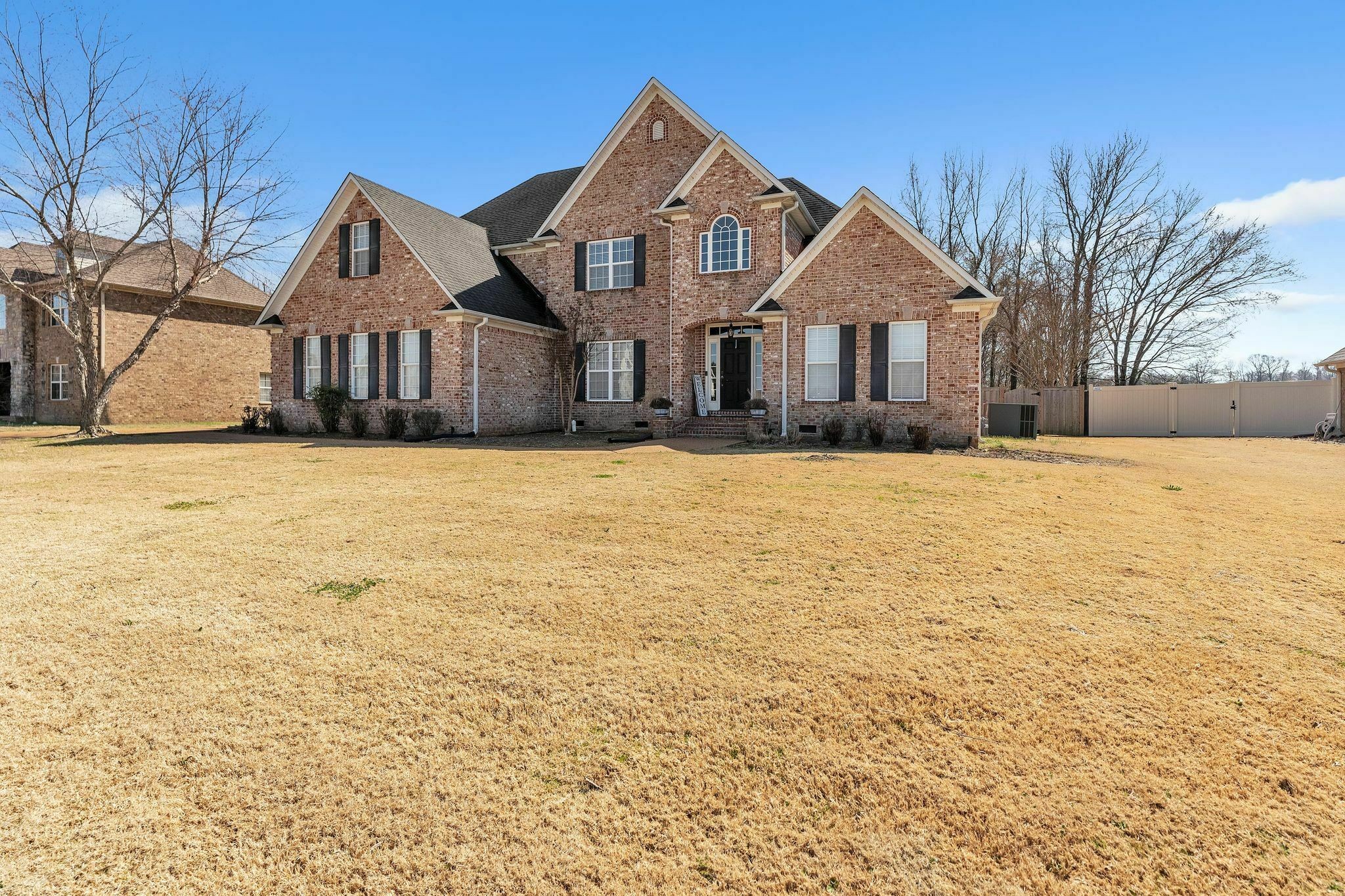 221 Flagstone Dr Property Photo 17