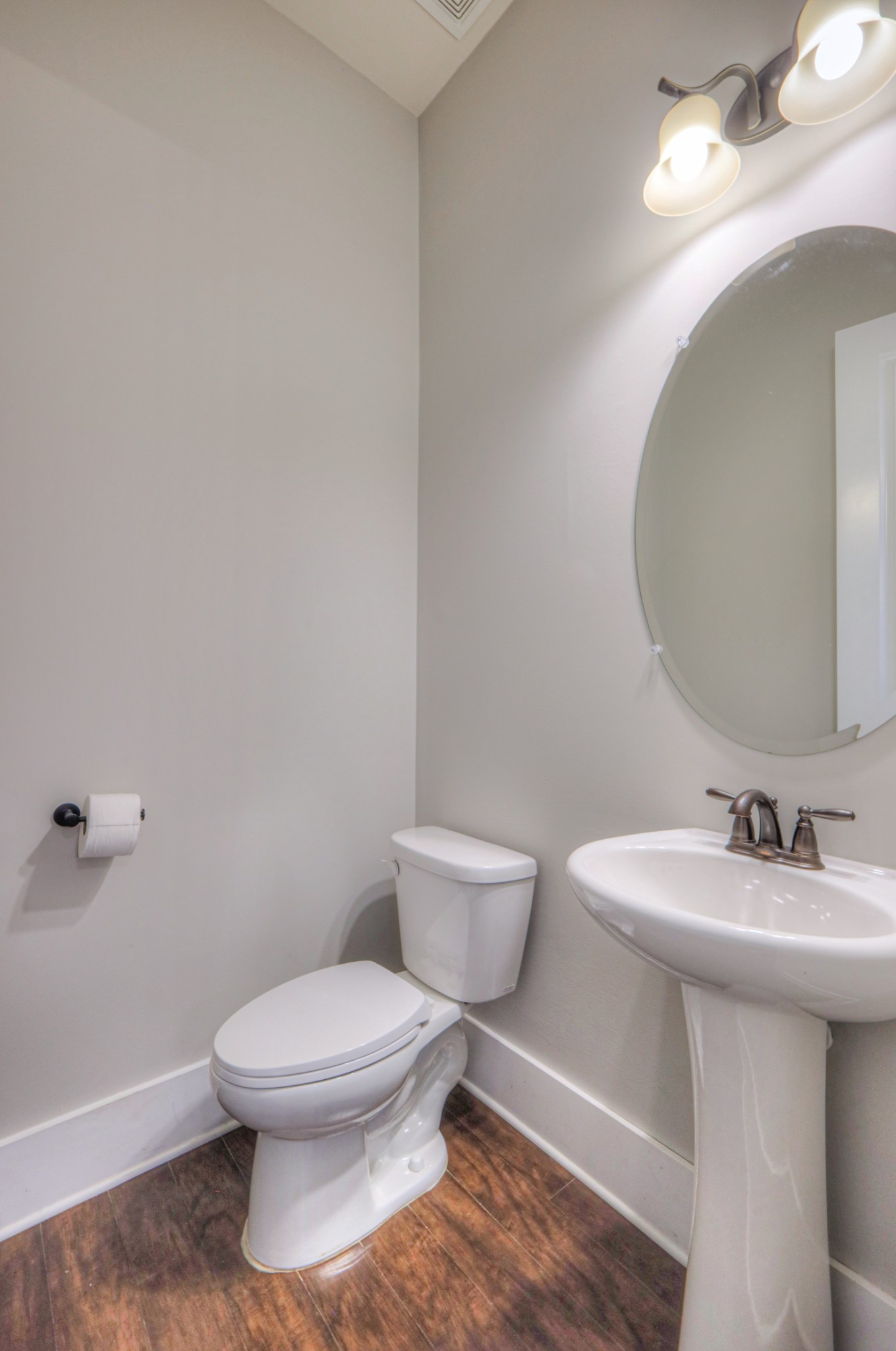 1086 Amelia Park Dr Property Photo 21