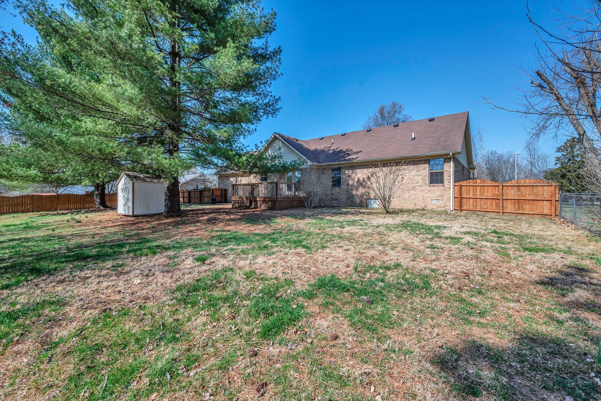 511 Upland Ct Property Photo 9