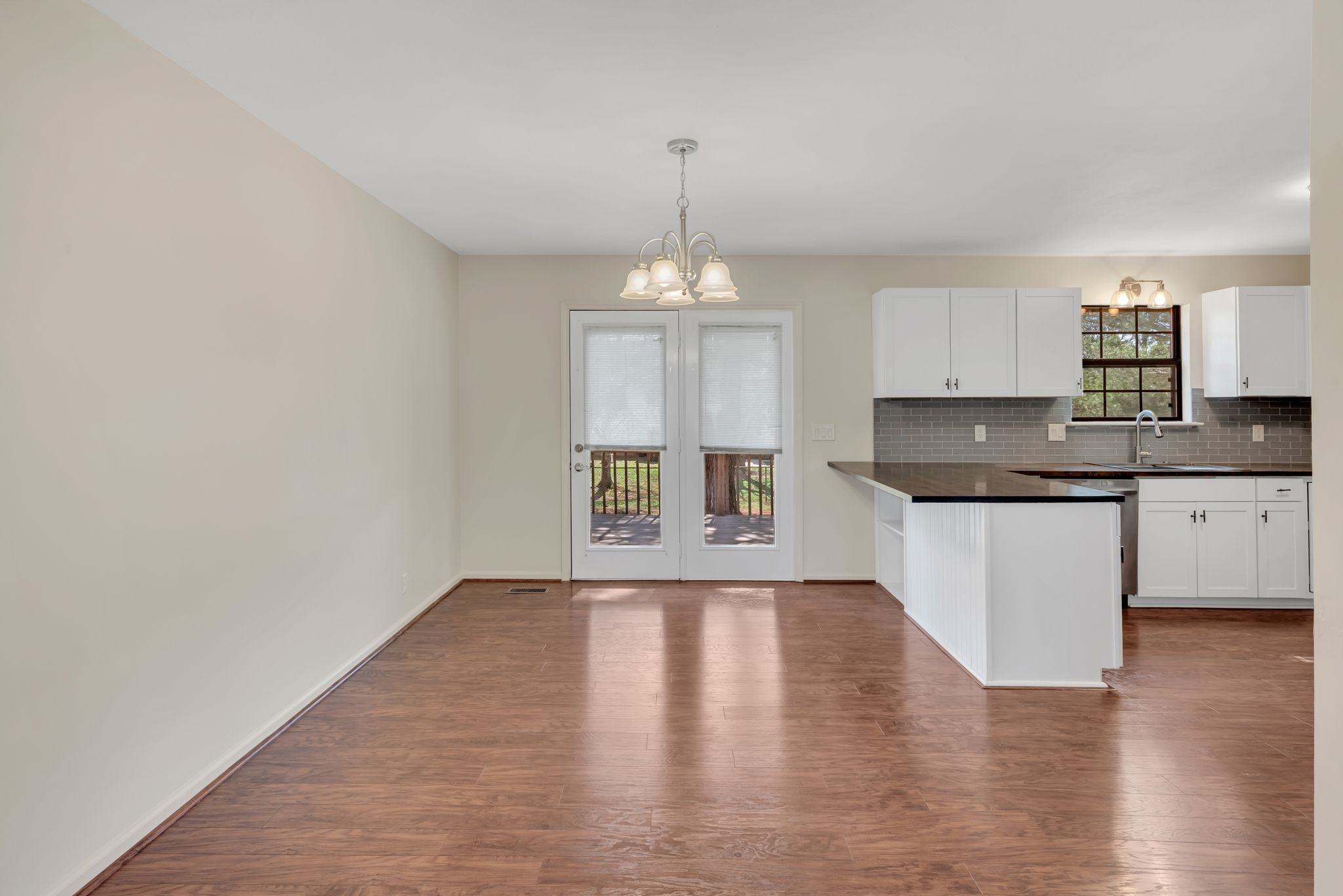 511 Upland Ct Property Photo 17