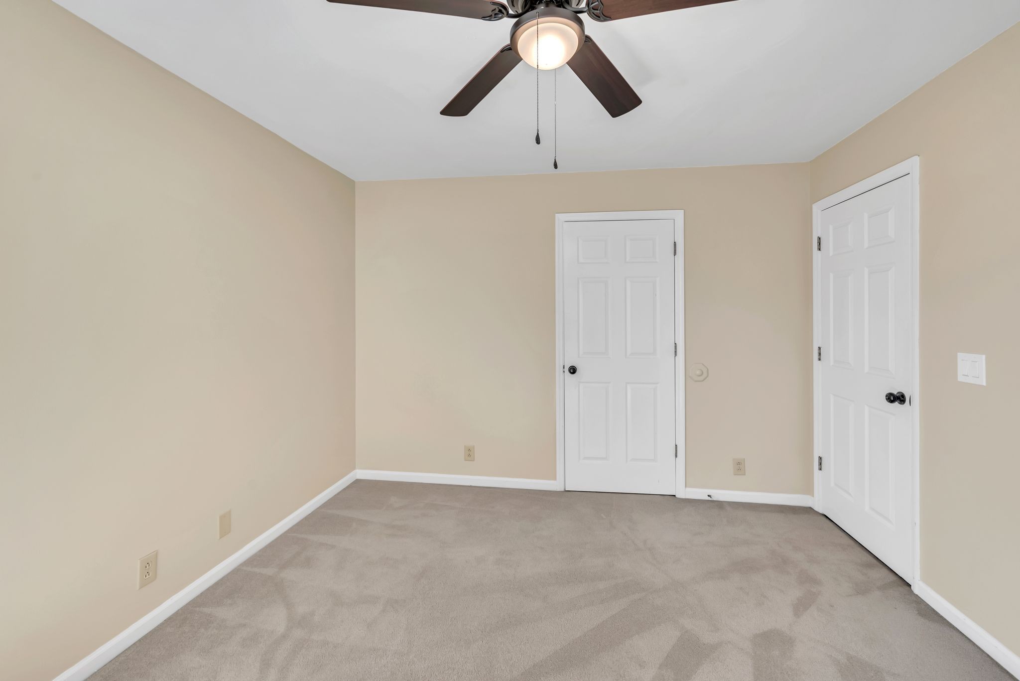 511 Upland Ct Property Photo 30