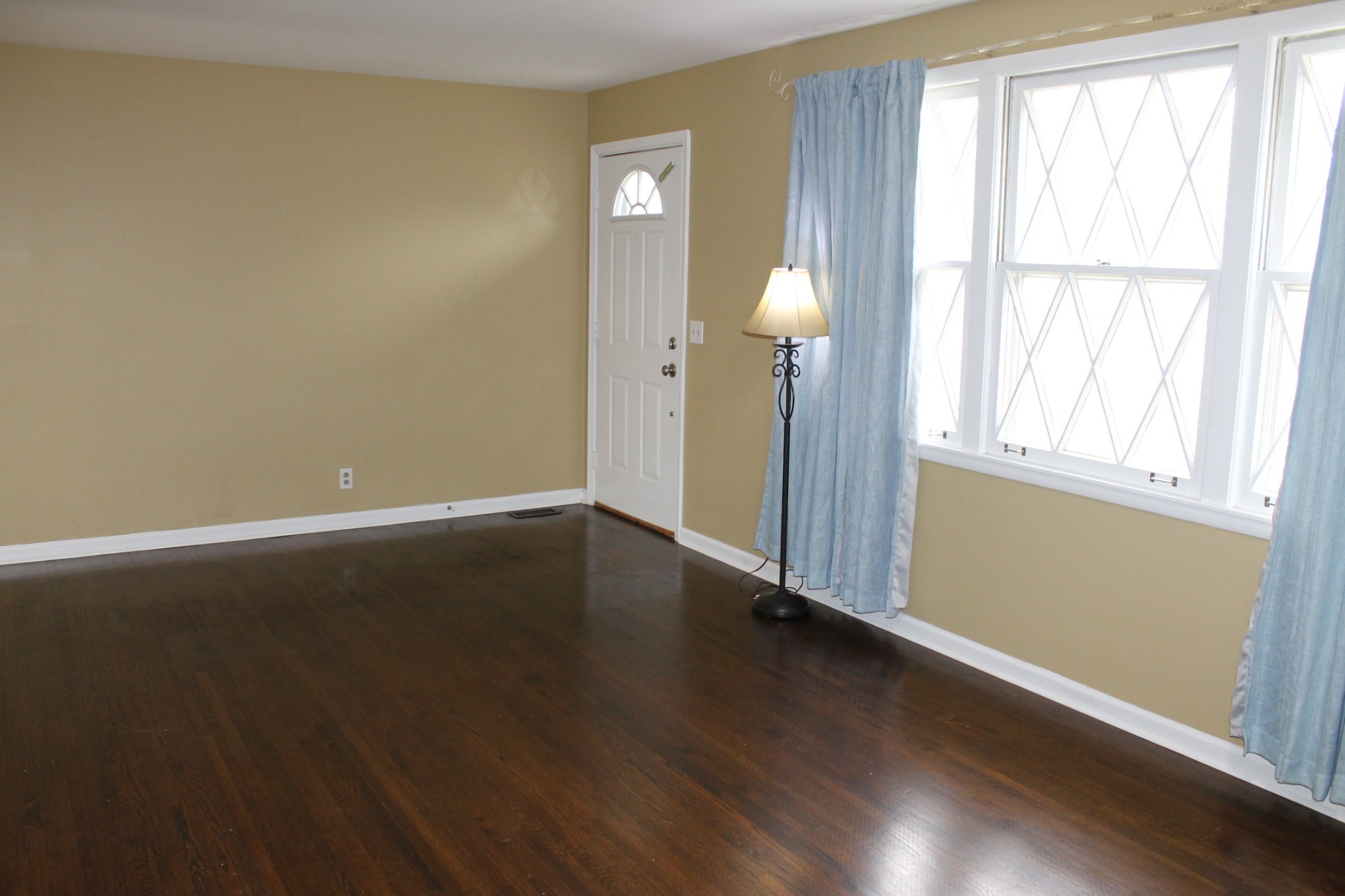 172 Chippendale Dr Property Photo 6