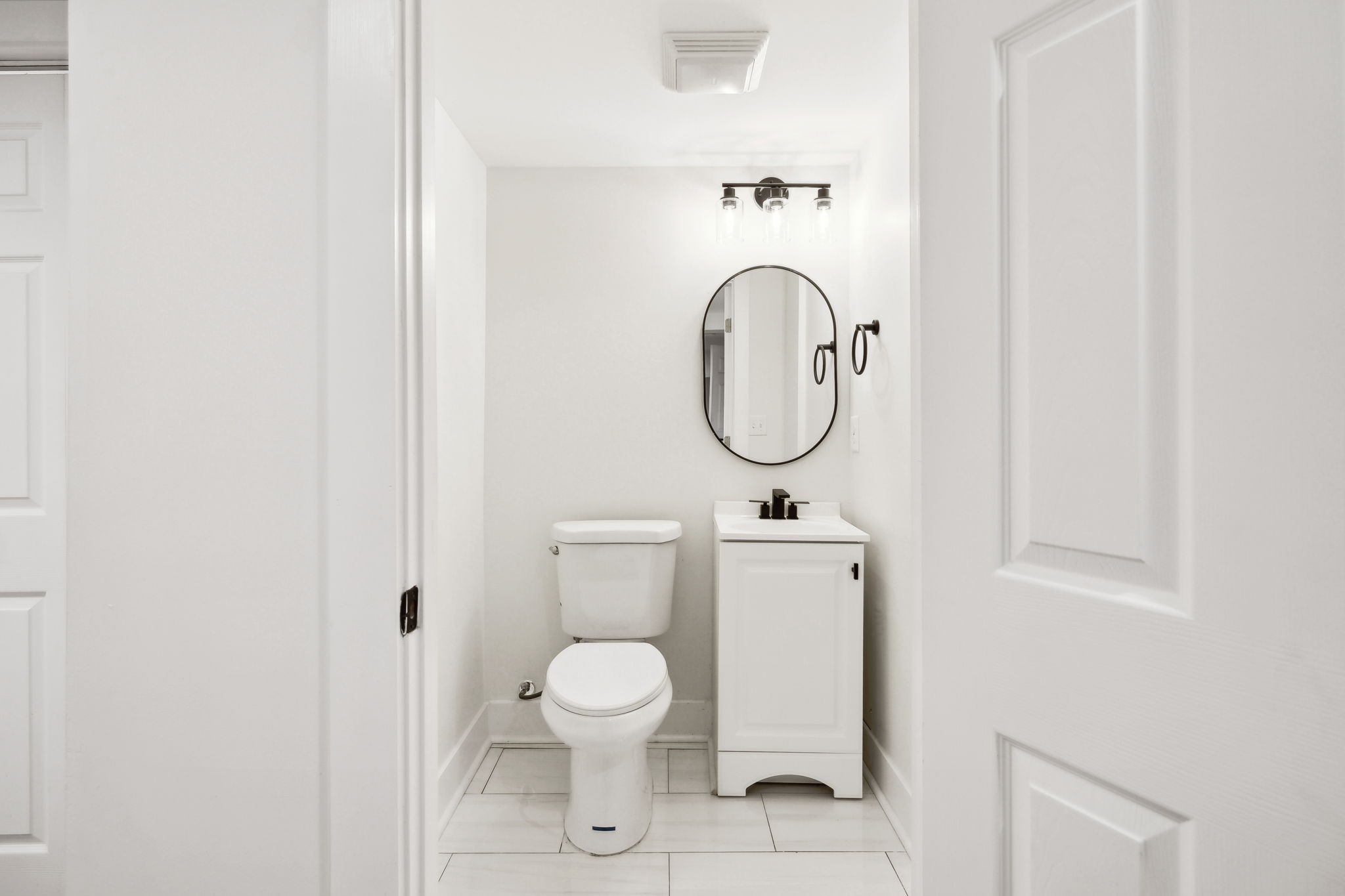 2543 Woodberry Property Photo 9