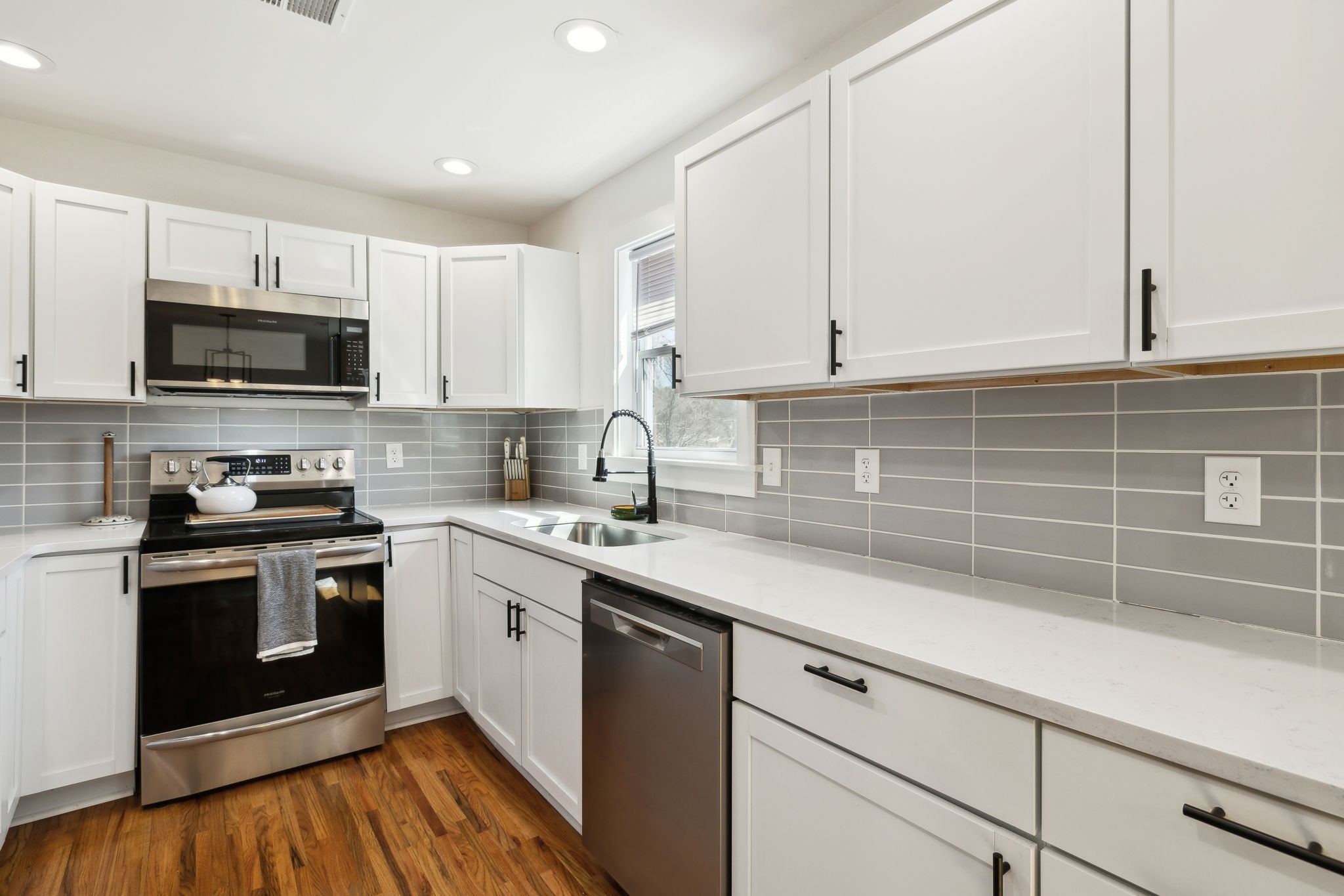 2543 Woodberry Property Photo 11