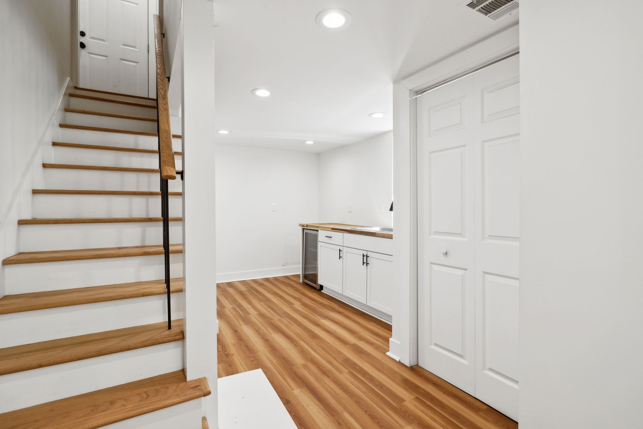 2543 Woodberry Property Photo 17