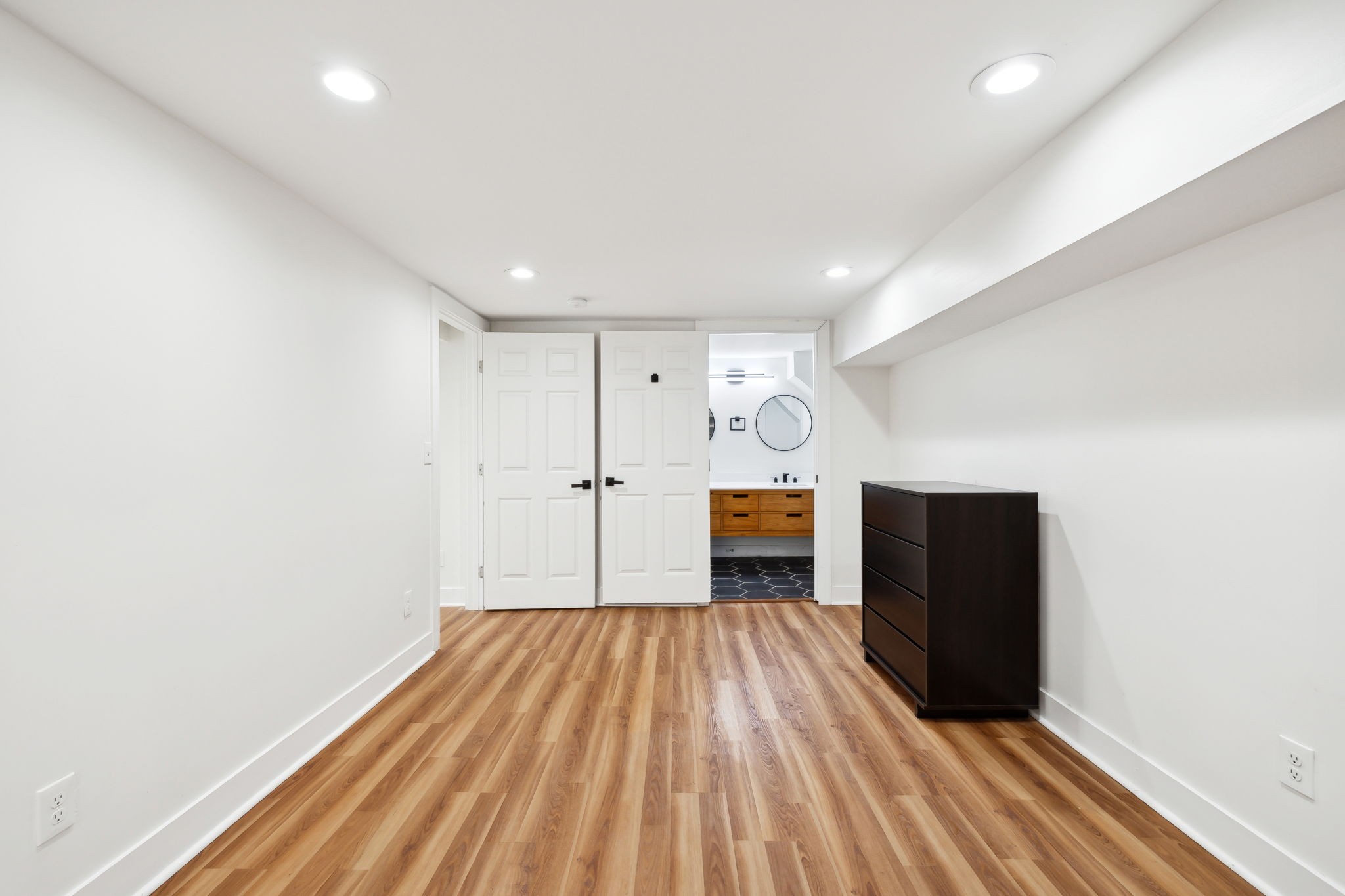 2543 Woodberry Property Photo 24