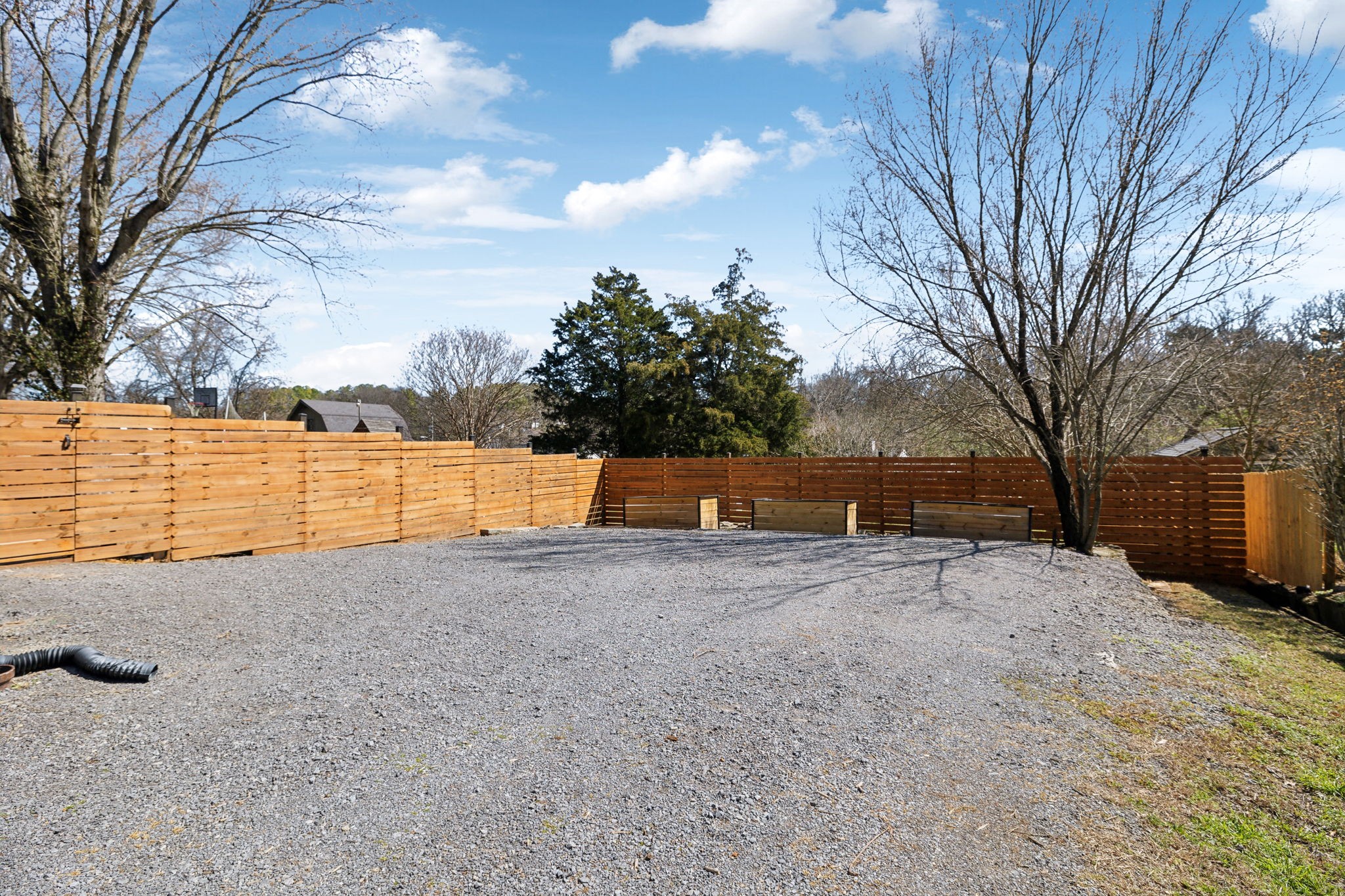 2543 Woodberry Property Photo 30