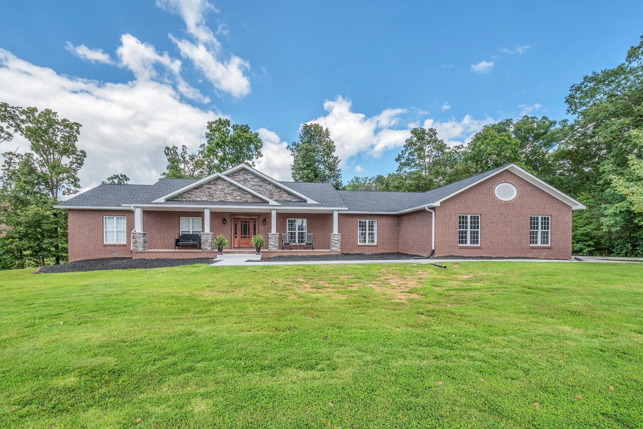 621 Blue Heron Dr Property Photo