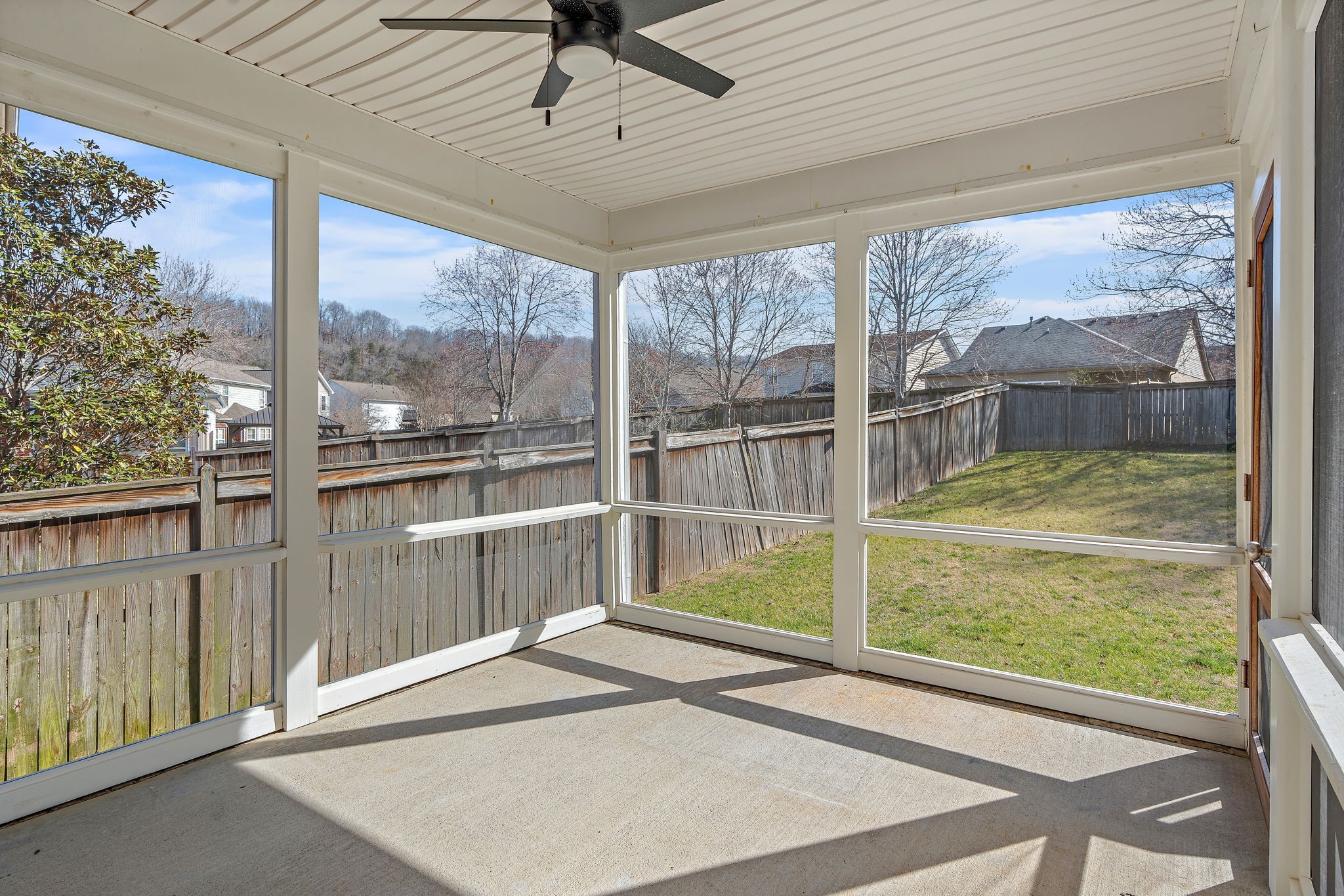 7136 Riverfront Dr Property Photo 35