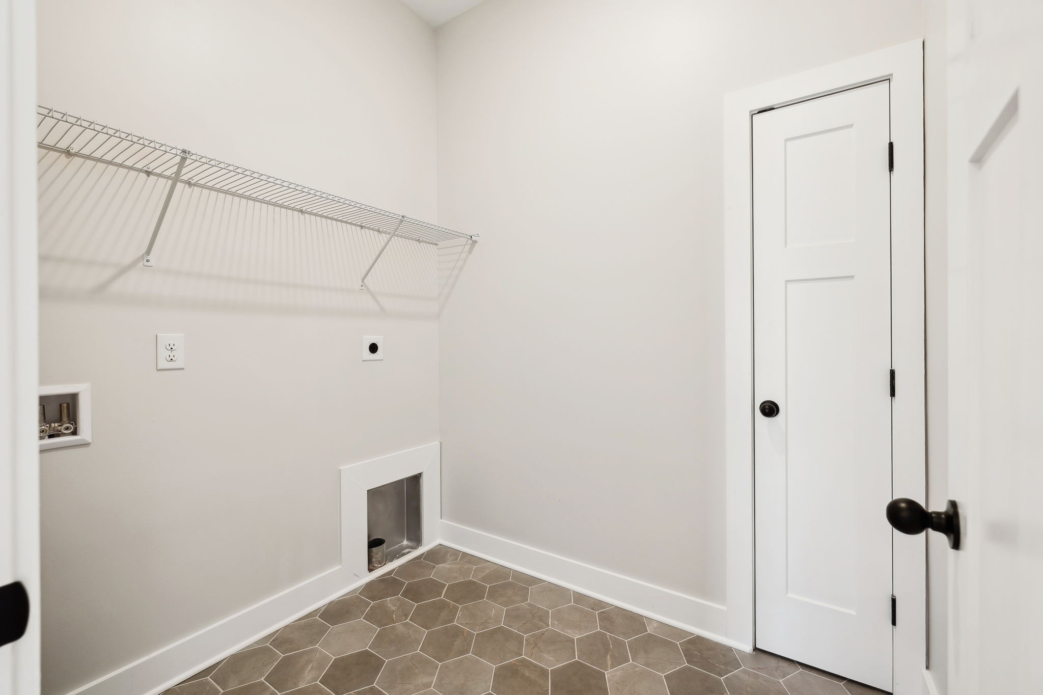 124 Casey St Property Photo 17