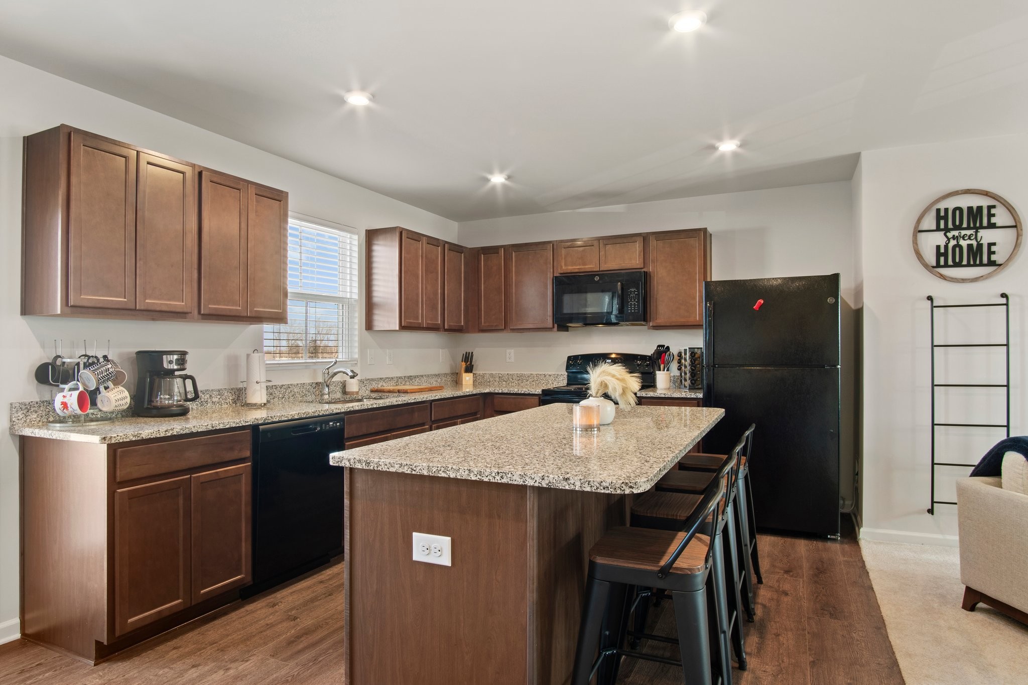 205 Gallant Fox Dr Property Photo 11