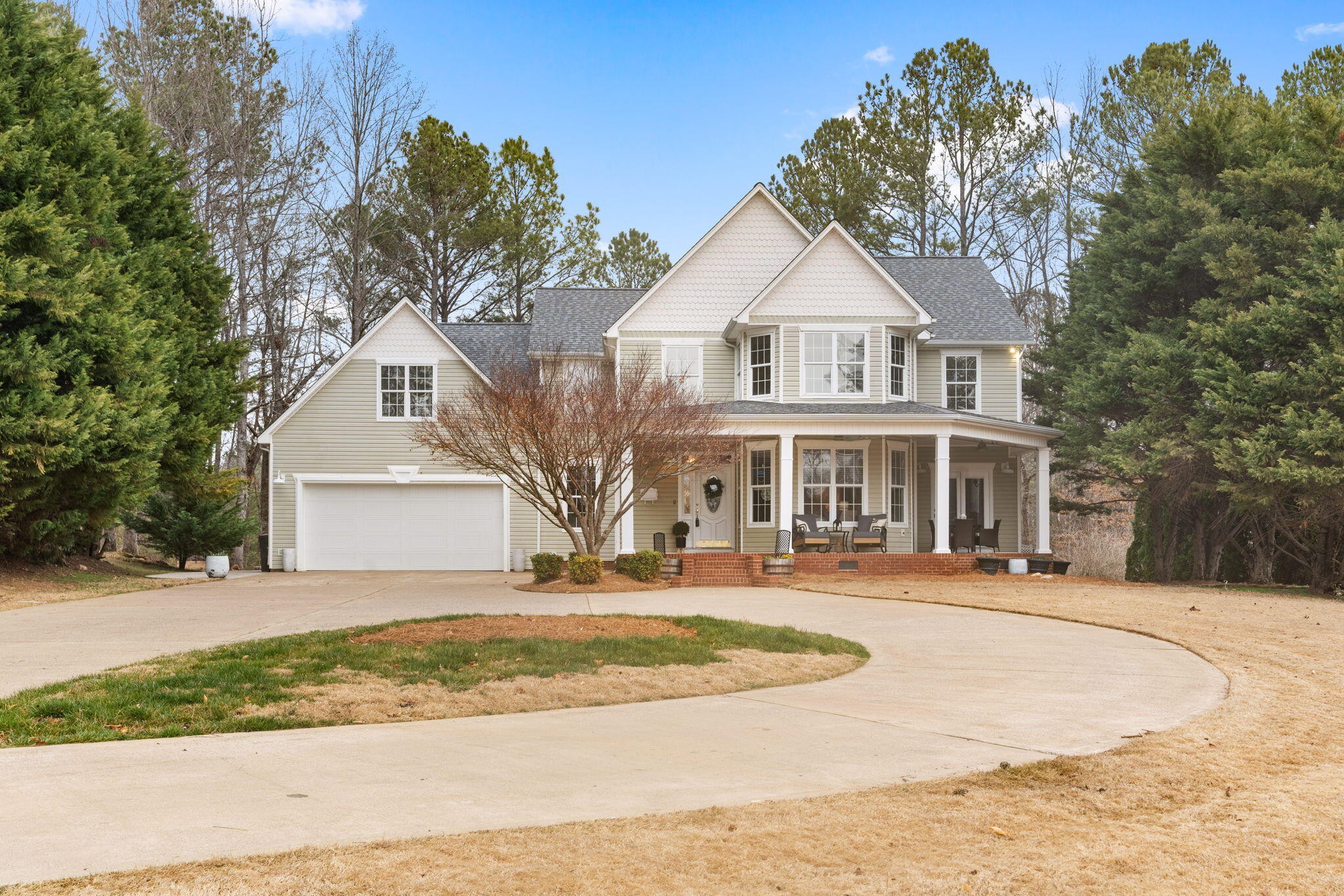 Lake Forest Middle School Real Estate Listings Main Image