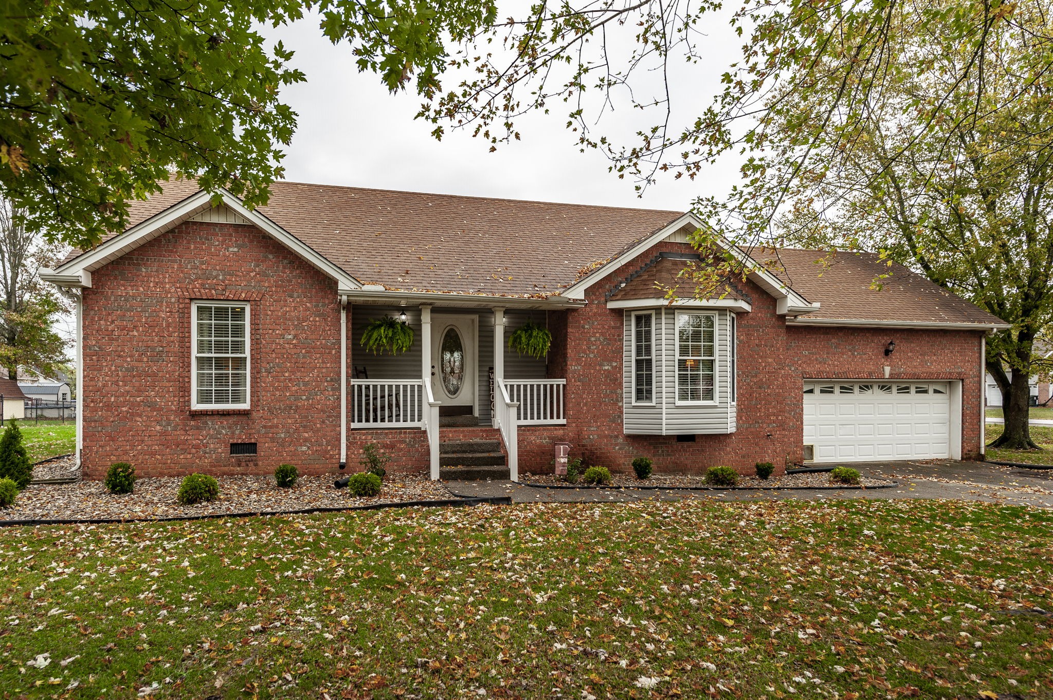 100 Honeysuckle Dr Property Photo 3