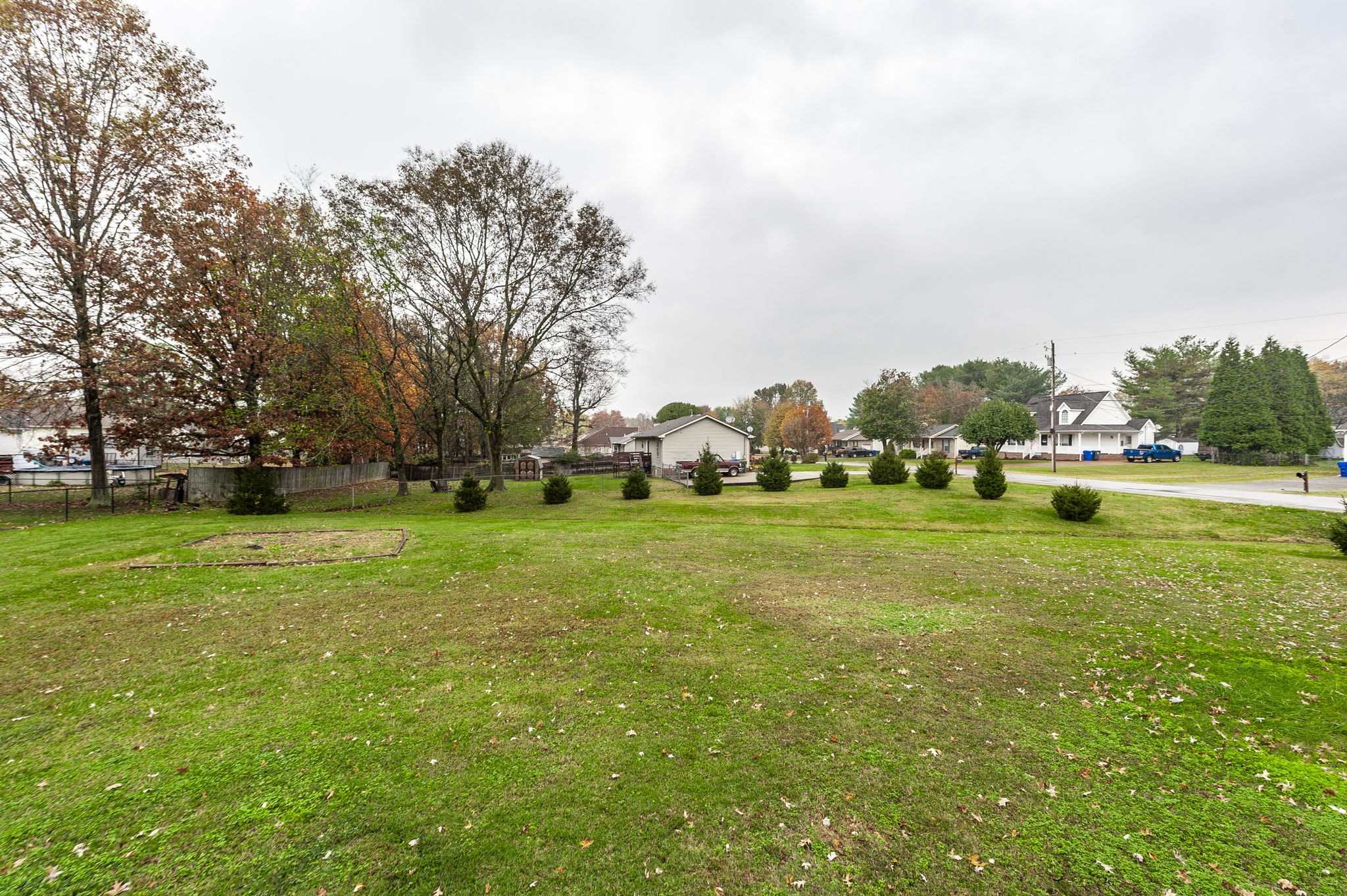 100 Honeysuckle Dr Property Photo 31