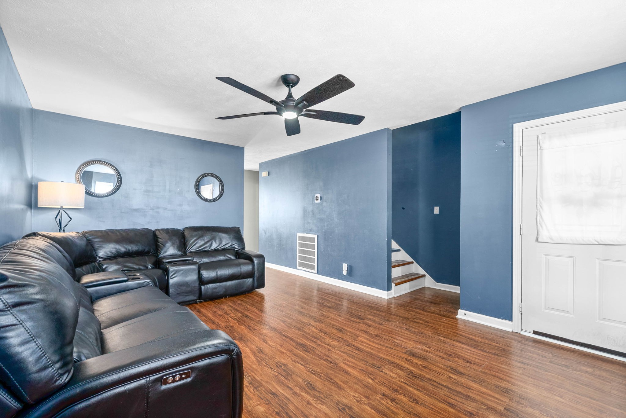 703 Shetland Drive Property Photo 5