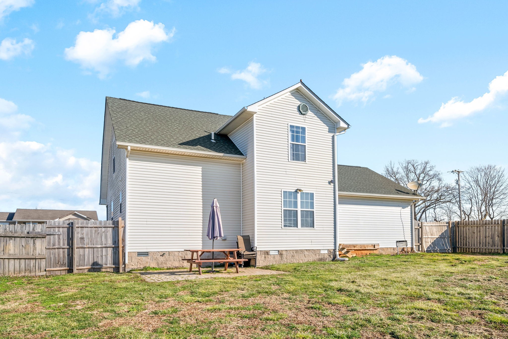 703 Shetland Drive Property Photo 17