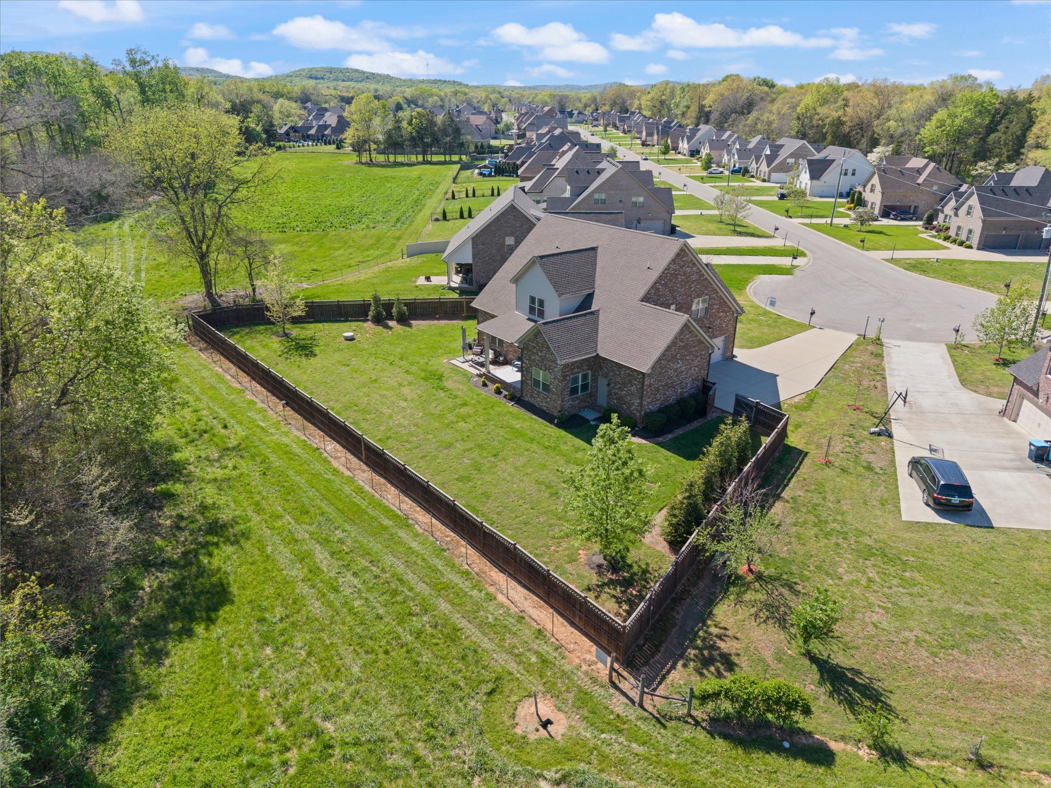7963 Richpine Dr Property Photo 4