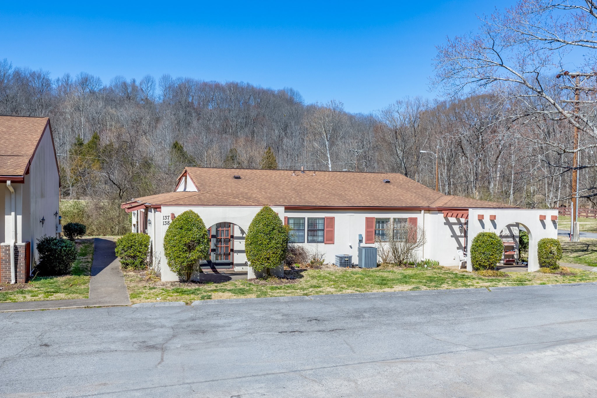 214 Old Hickory Blvd Property Photo 2