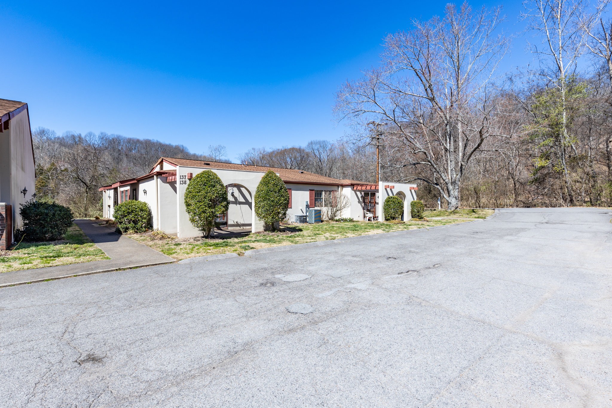 214 Old Hickory Blvd Property Photo 3