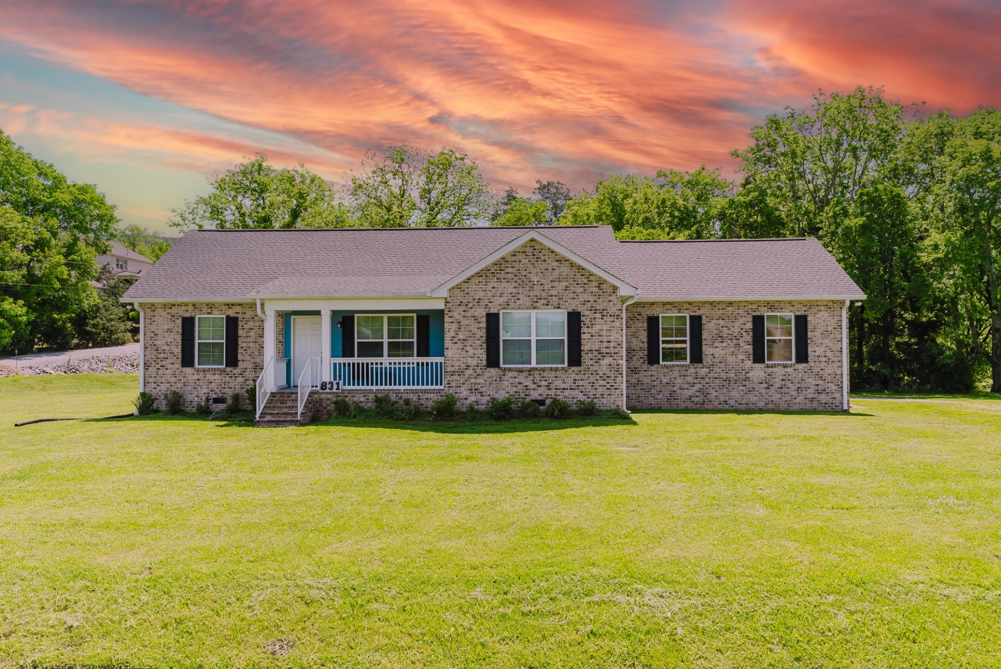 831 Long Hollow Pike Property Photo 1