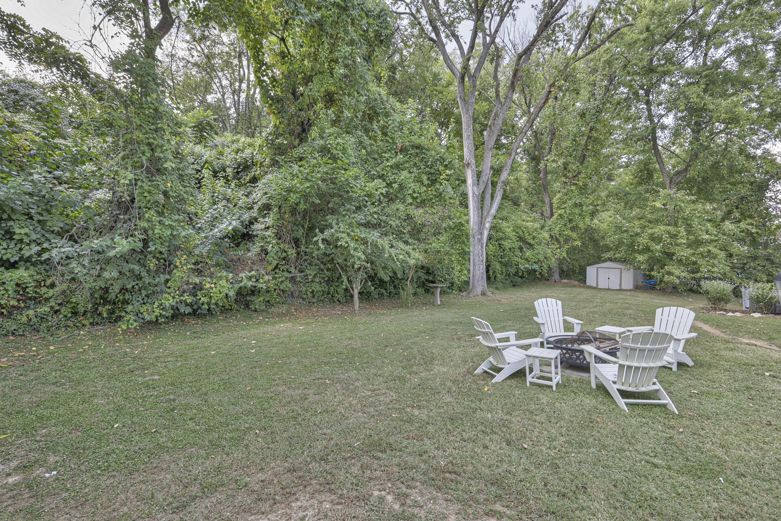 727 Woodmere Dr Property Photo 41