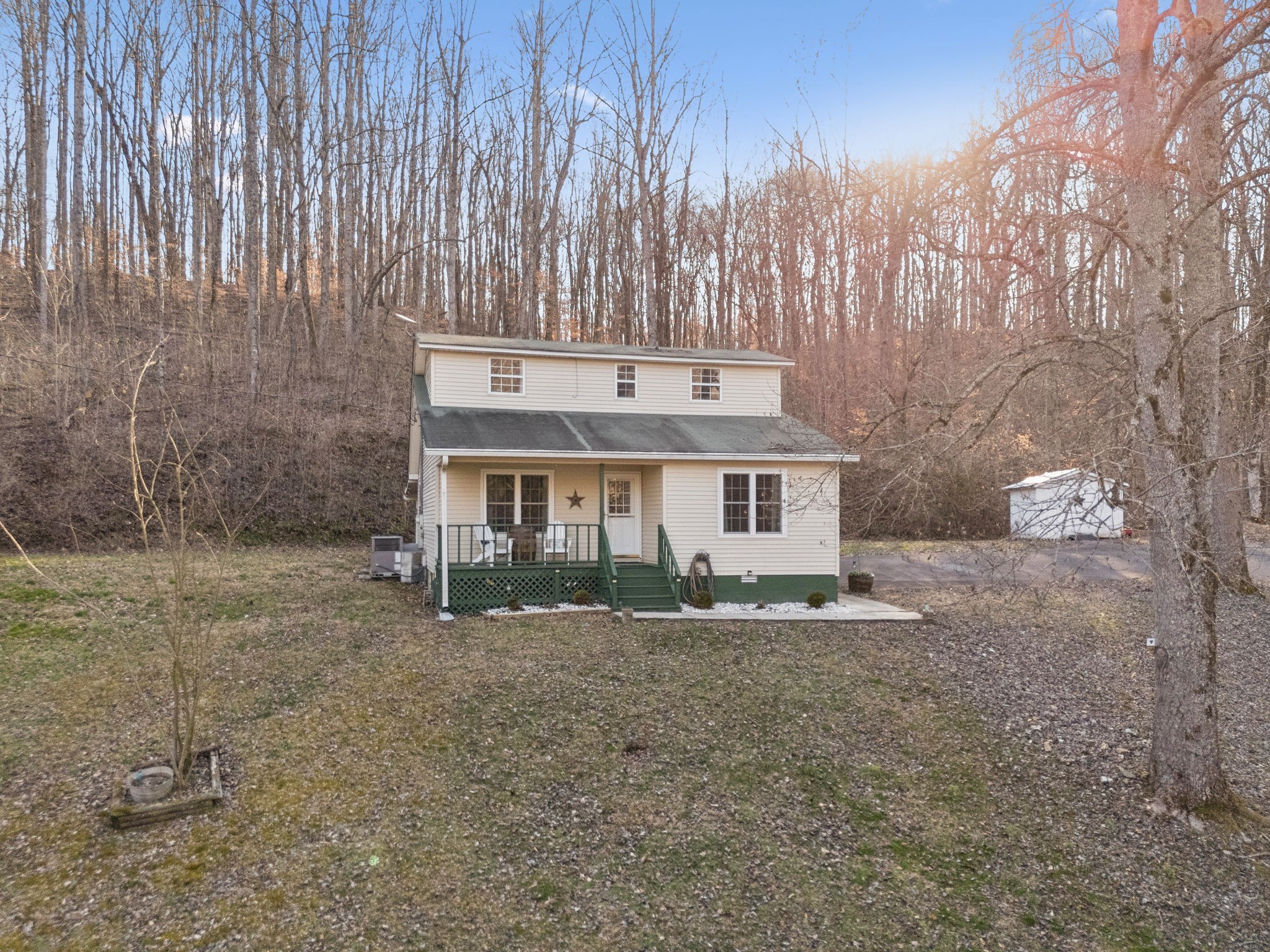 1100 Ray Burton Rd Property Photo